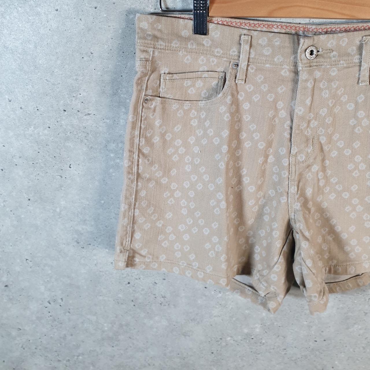 Vintage Levis All Over Print AOP Shorts Jorts Cargo Womens W30 Brown Relaxed Denim