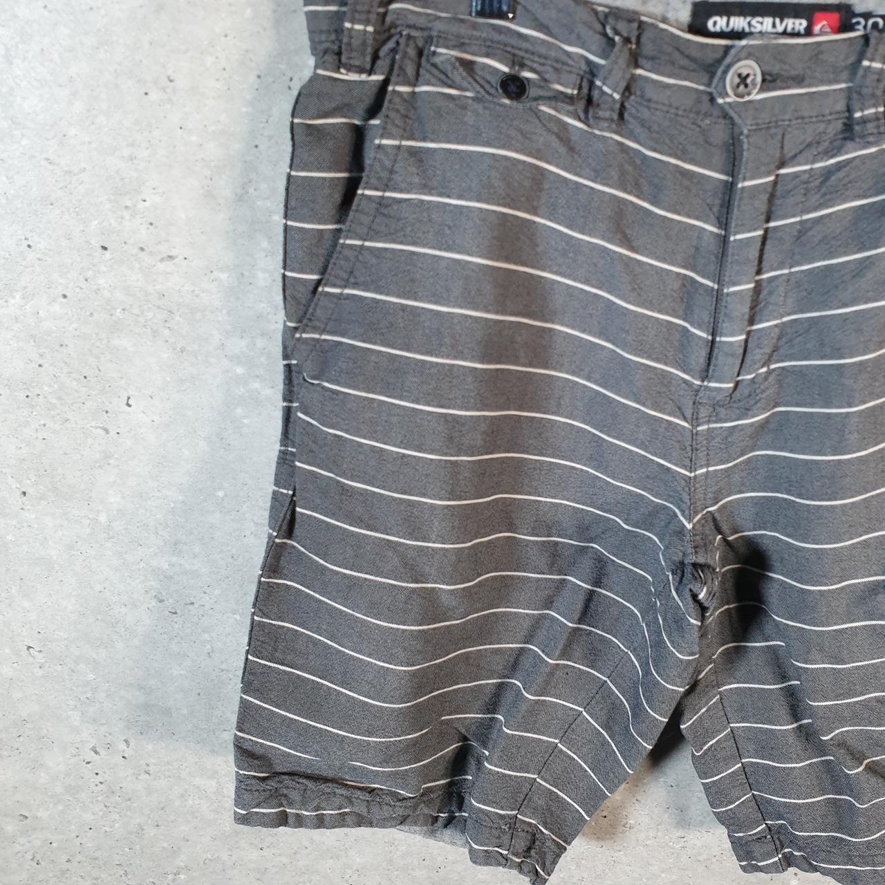 Vintage Quiksilver Chino Shorts Jorts Cargo Men’s W30 Grey Baggy Cotton
