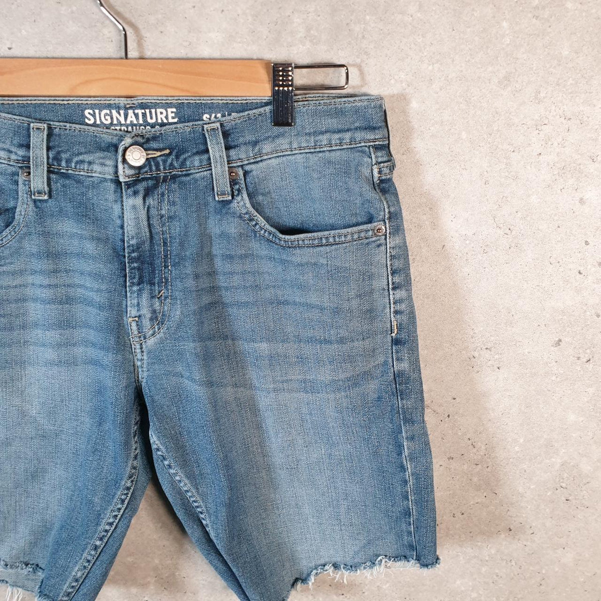 Vintage Levi’s Baggy Shorts Jorts Cargo Men’s W30 Blue Relaxed Denim
