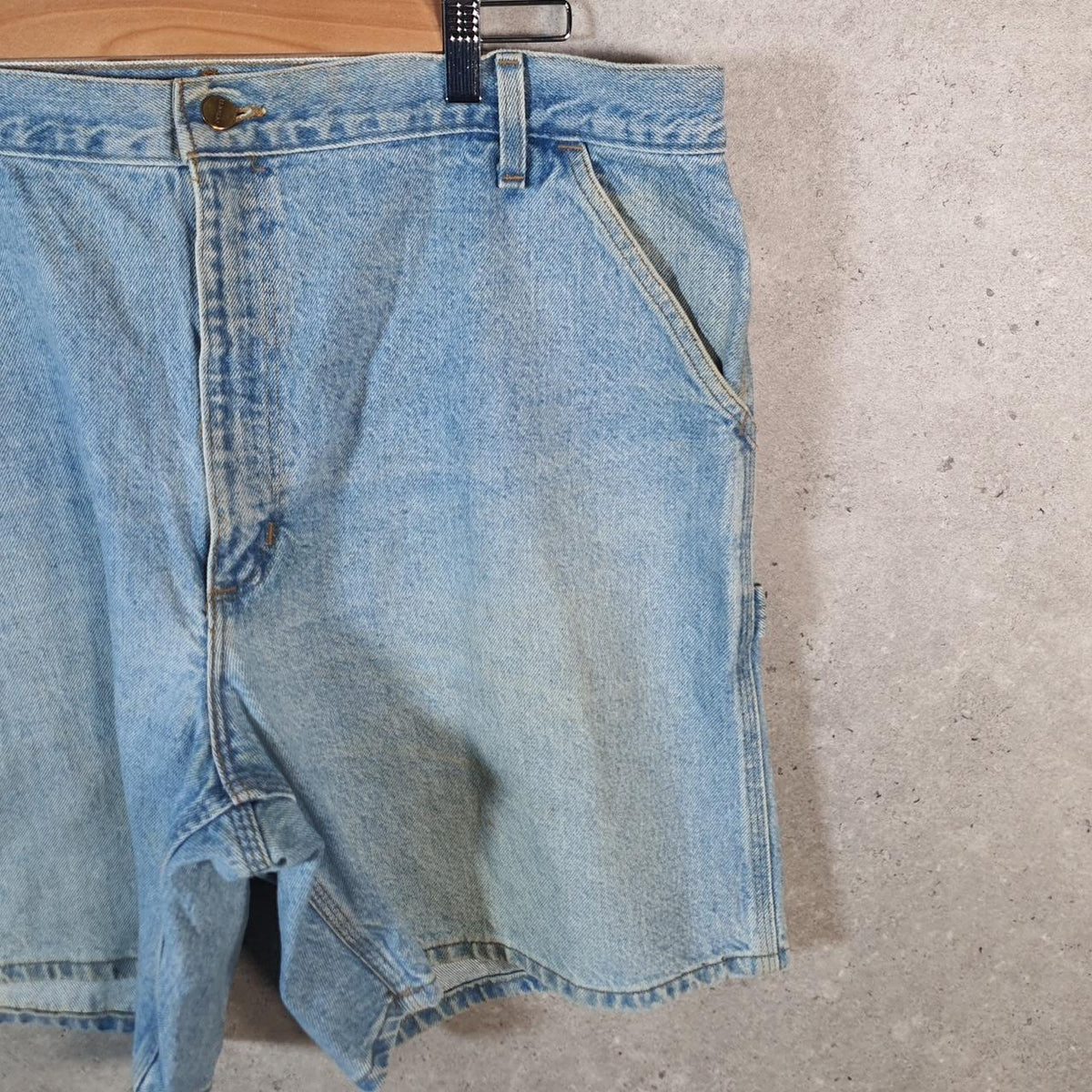 Vintage Carhartt Baggy Carpenter Shorts Jorts Cargo Men’s W38 Blue Relaxed Denim Fit Workwear Big Fish Vintage