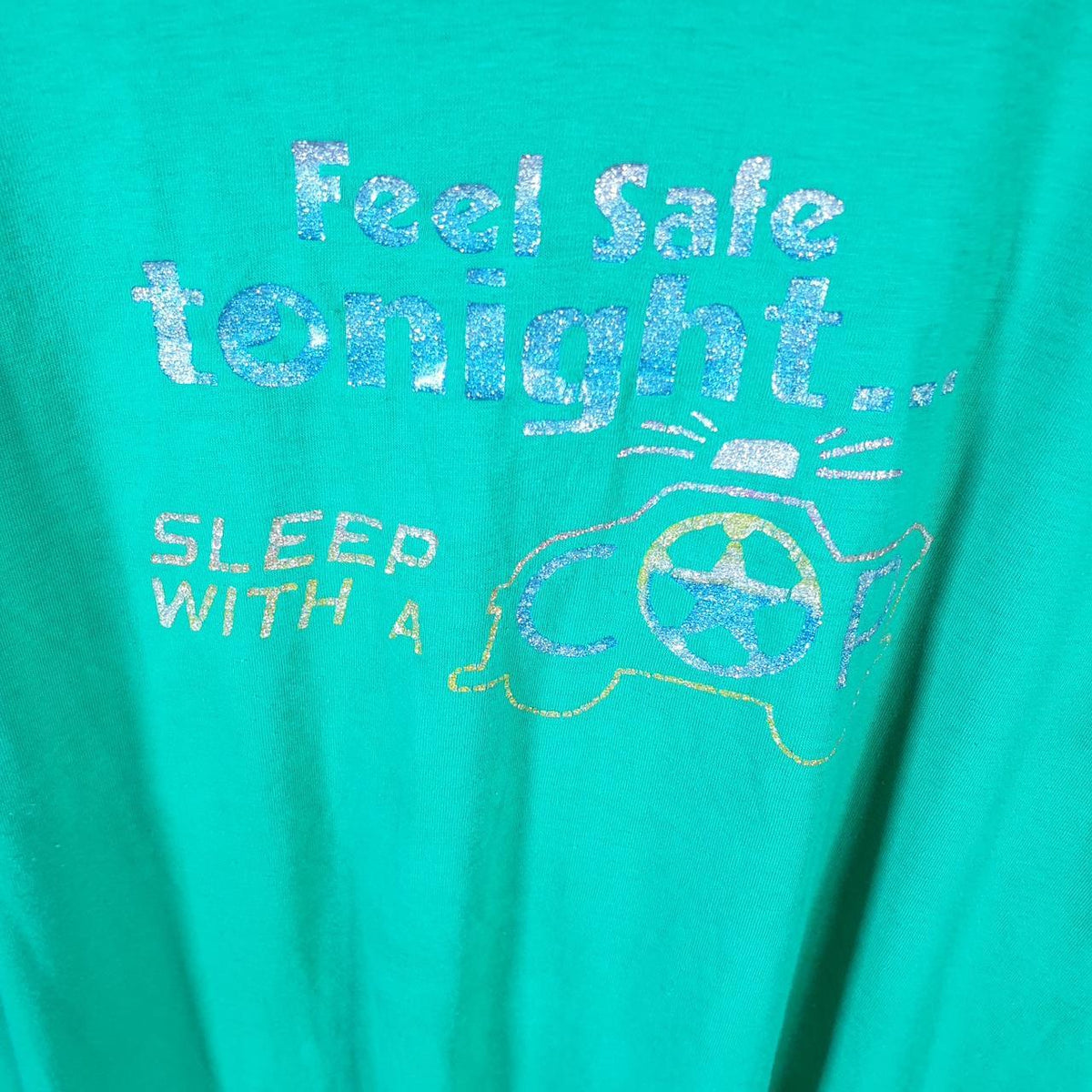 Vintage Hanes Sleep with a Cop 90s USA Single Stitch T Shirt Men’s Small Green C9624