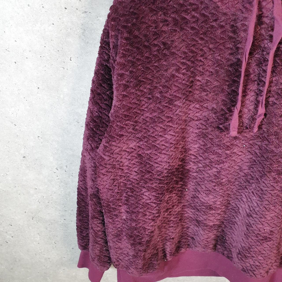 Vintage Champion Fleece Hoodie Womens Medium Burgundy Red Sport Pullover Spellout Logo