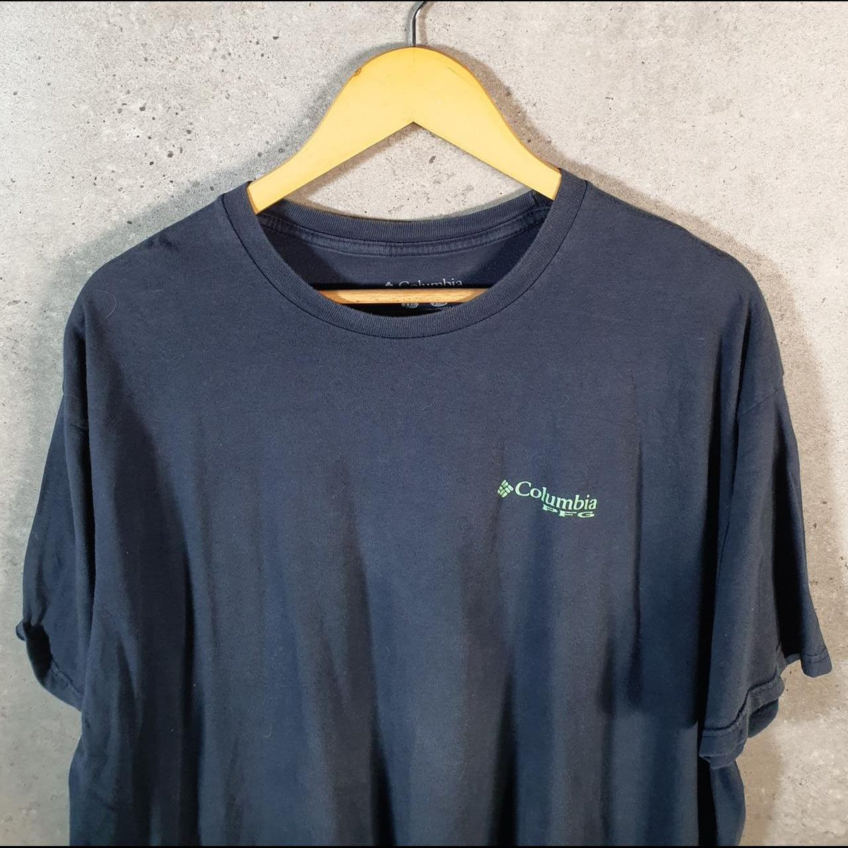 Vintage Columbia Performance Fishing Gear T Shirt Shirt Men’s 2XL Black Logo Athletic C9729