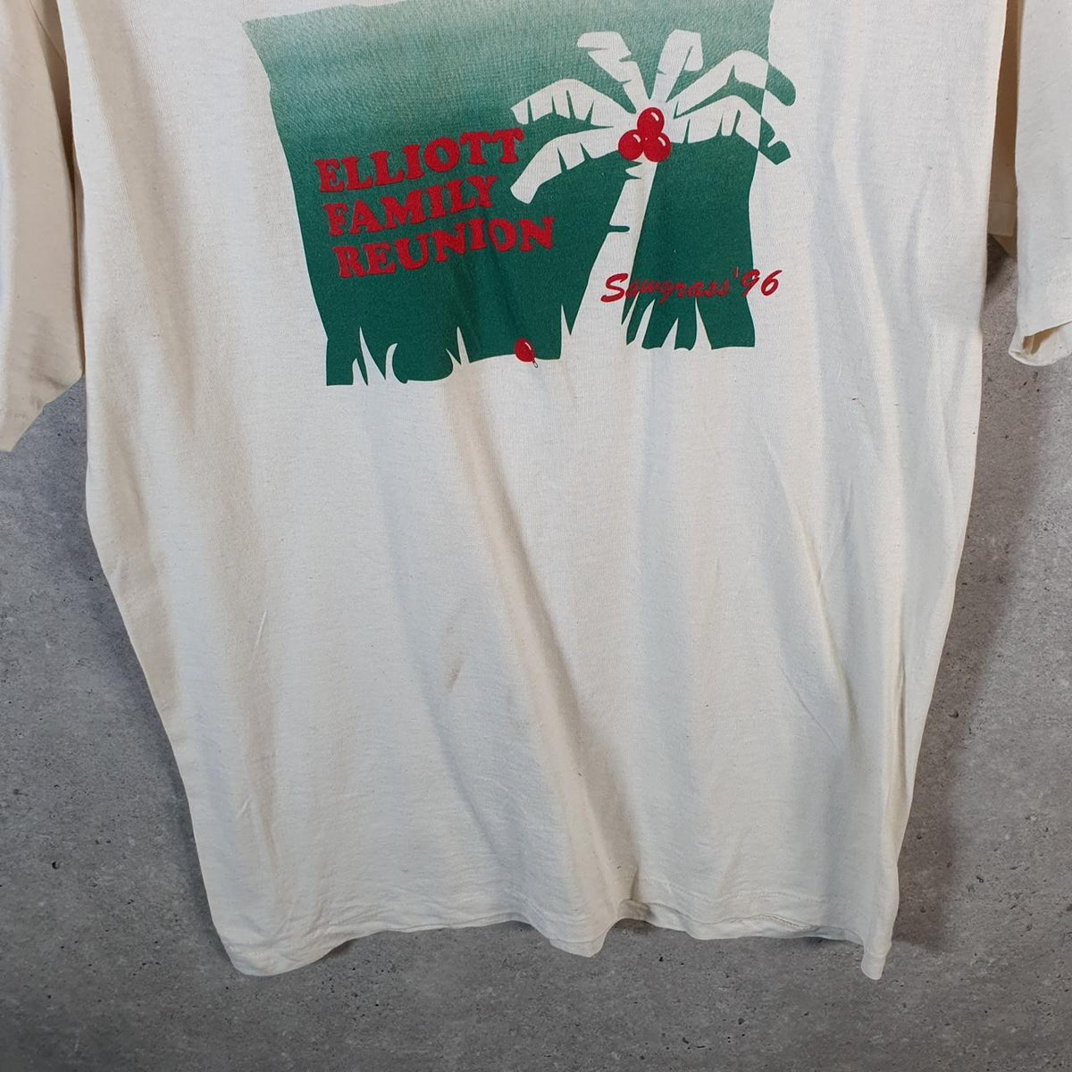 Vintage Oneita Power Sawgrass 1996 T Single Stitch T Shirt Men’s medium White Big Fish Vintage