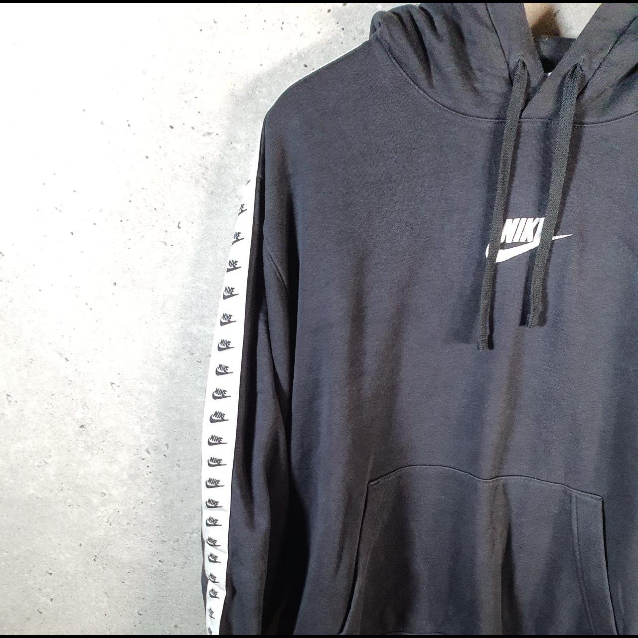 Vintage Nike Club Hoodie Men’s Large Black Centre Swoosh Y2K Pullover Sweatshirt Logo