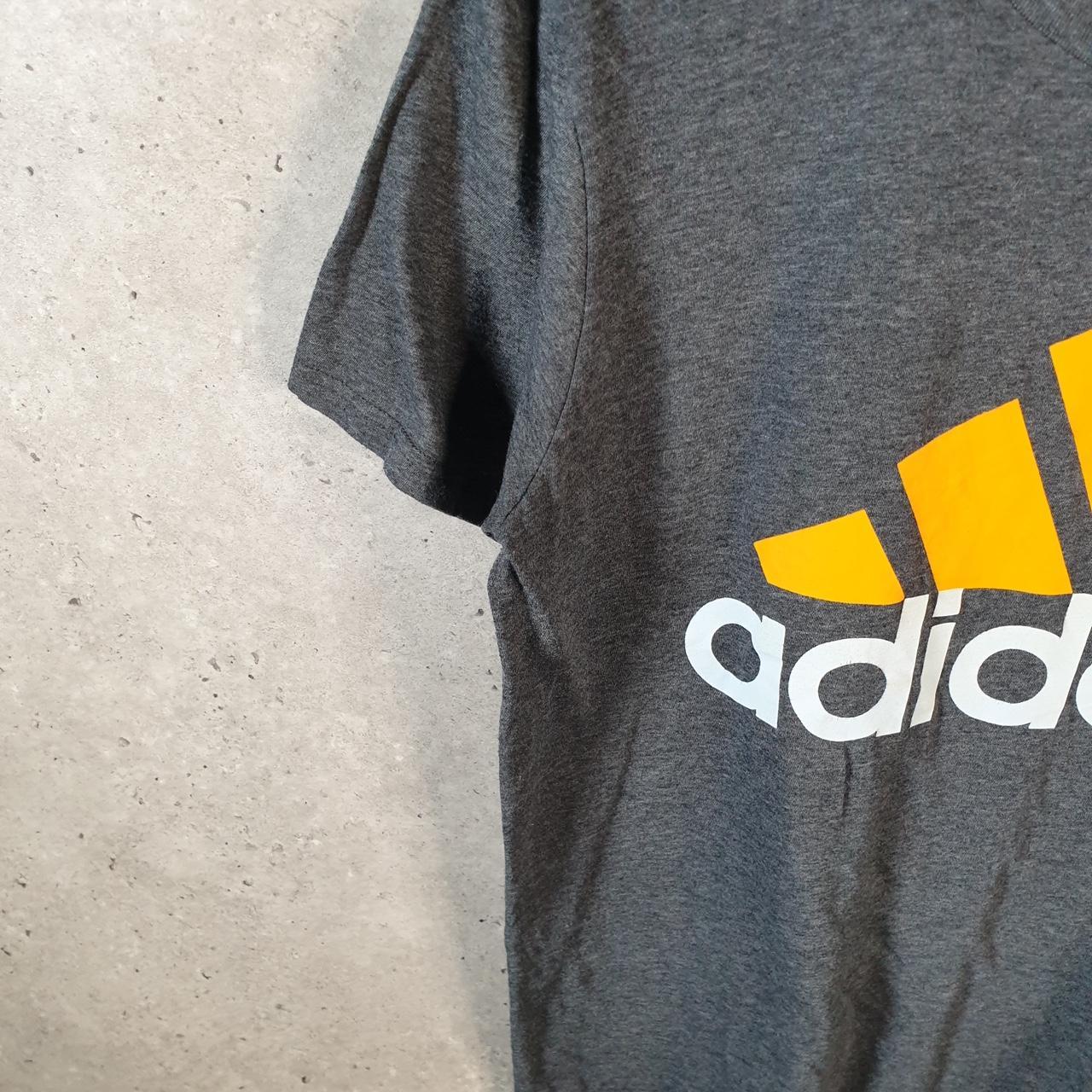 Vintage Adidas Go To Performance T Shirt Men’s Large Grey Three Stripes Logo Athletic