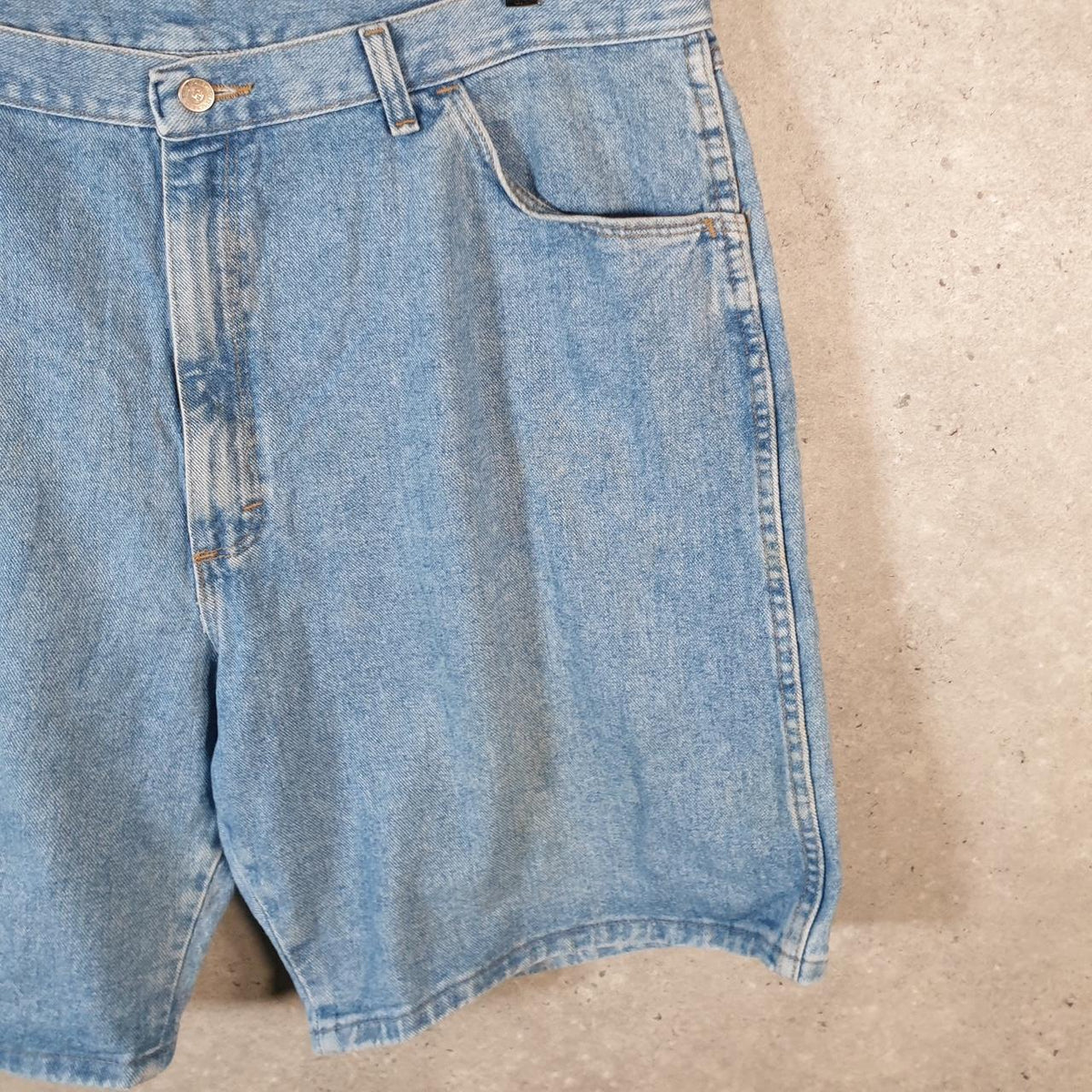 Vintage Wrangler Denim Shorts Jorts Cargo Men’s W40 Blue Baggy Cotton