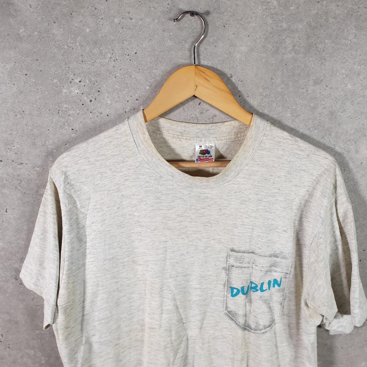 Vintage Best Fruit of the Loom Dublin Graphic USA Single Stitch T Shirt Men’s Medium Grey Big Fish Vintage