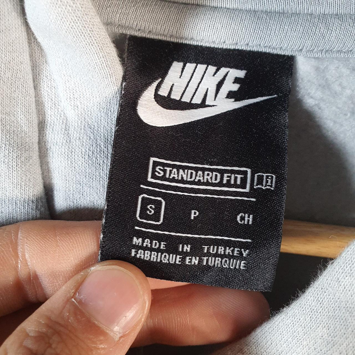 Vintage Nike Club Hoodie Men’s Small Grey Centre Swoosh Y2K Pullover Logo