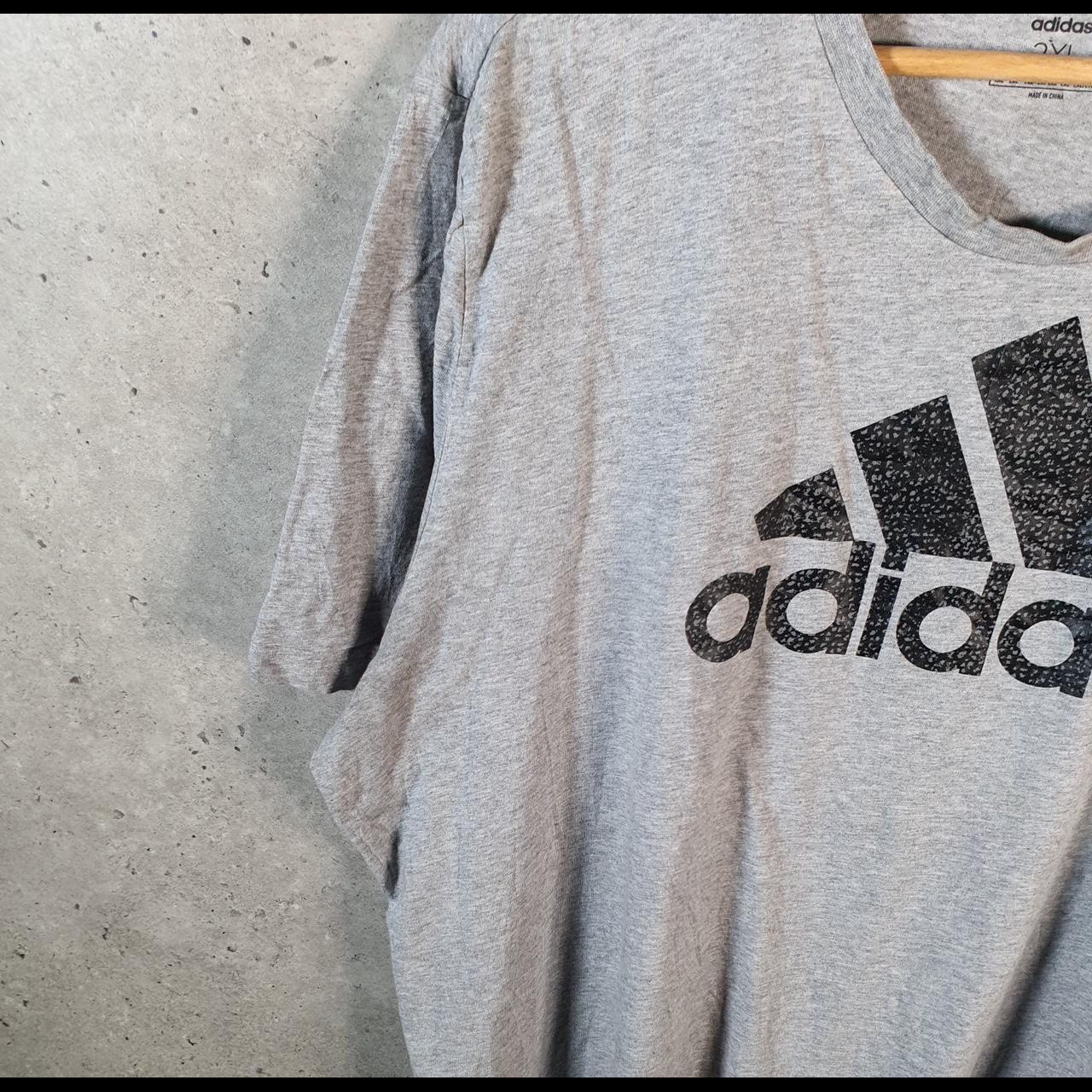 Vintage Adidas Spellout T Shirt Men’s 2XL Grey Three Stripes Logo Athletic