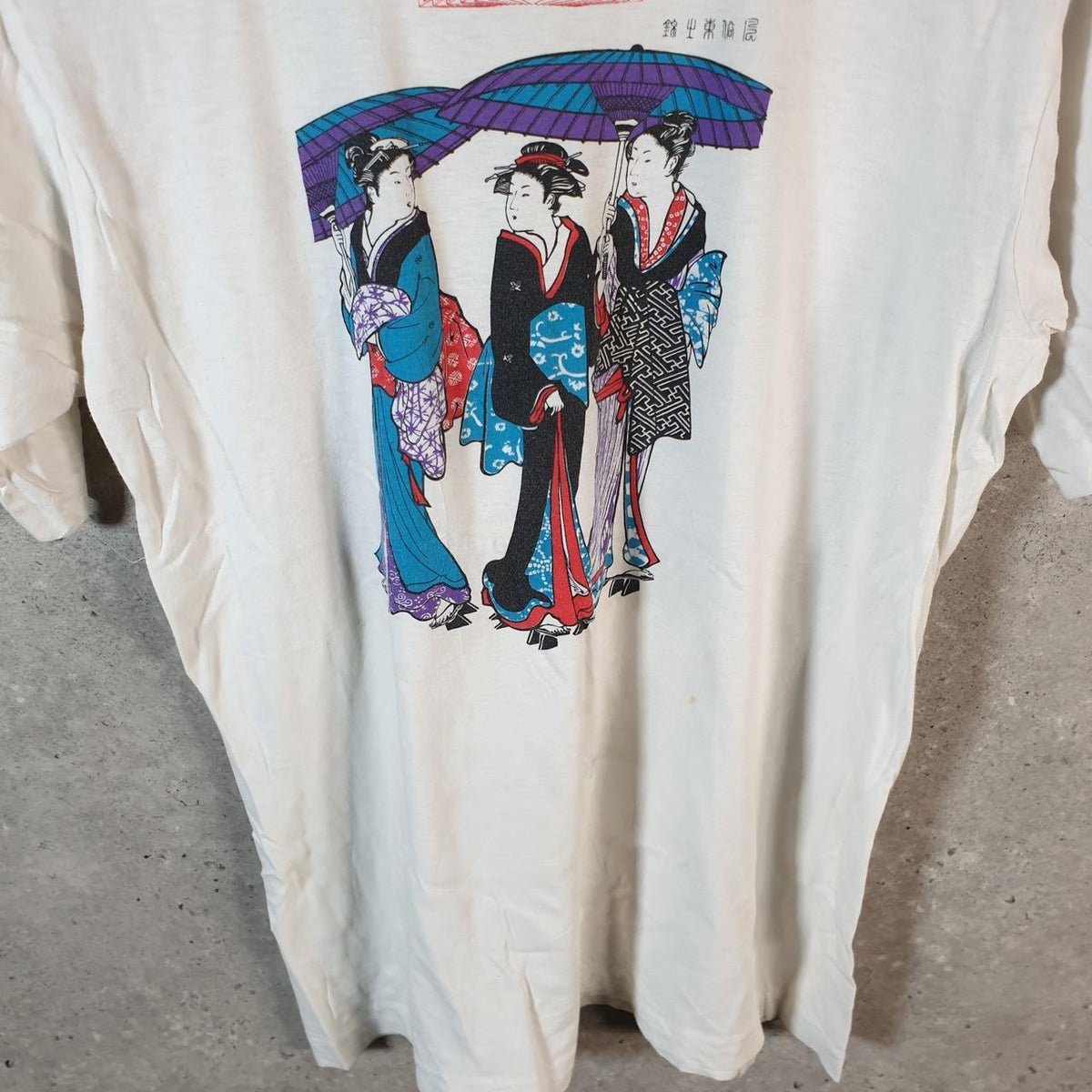 Vintage Chinese Tokyoki Brothers Graphic 90s USA Single Stitch T Shirt Men’s XS XSmall White Big Fish Vintage
