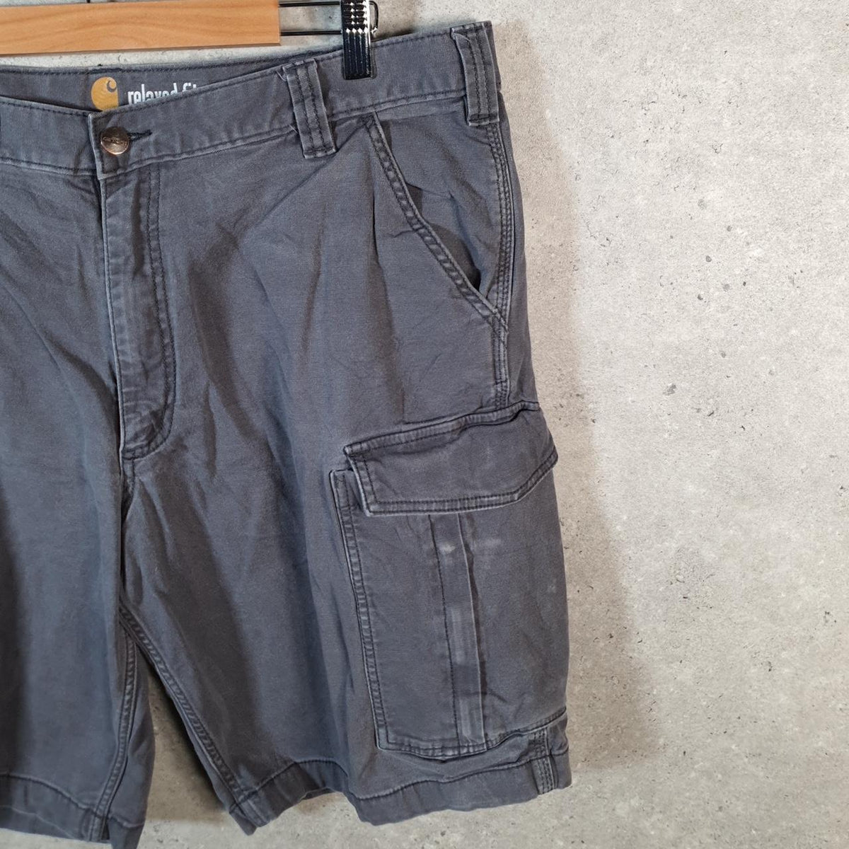Vintage Carhartt Baggy Carpenter Shorts Jorts Cargo Men’s W40 Grey Relaxed Fit Workwear Big Fish Vintage