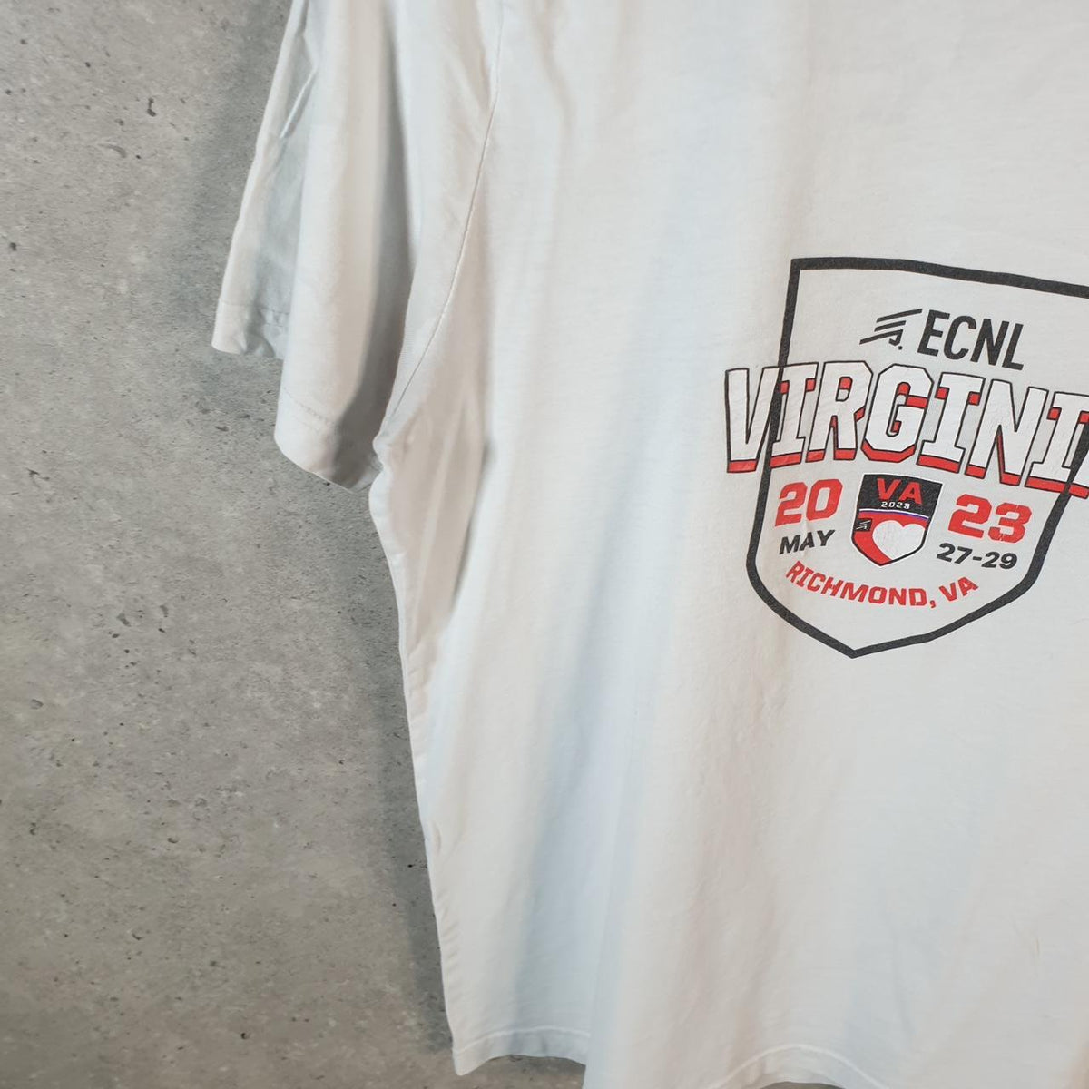 Vintage Puma Richmond Virginia Spellout T Shirt Men’s Medium White sports Logo Athletic