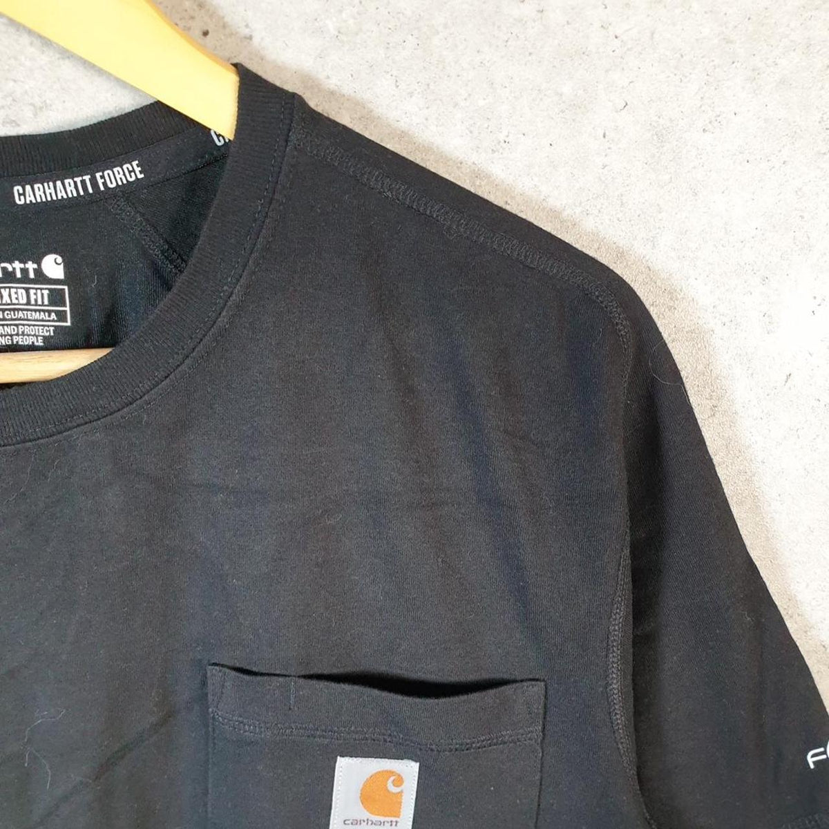 Vintage Carhartt Pocket T Shirt Men’s Medium Black Workwear Chore Utility Relaxed Fit