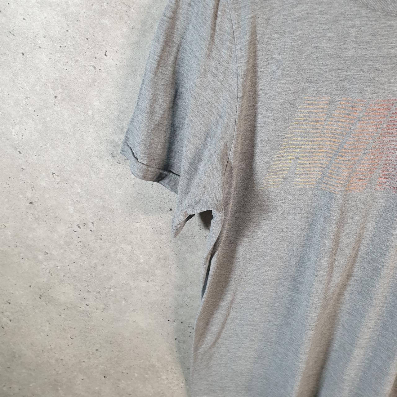 Vintage Nike Spellout T Shirt Men’s Small Grey Logo Printed Swoosh Athletic