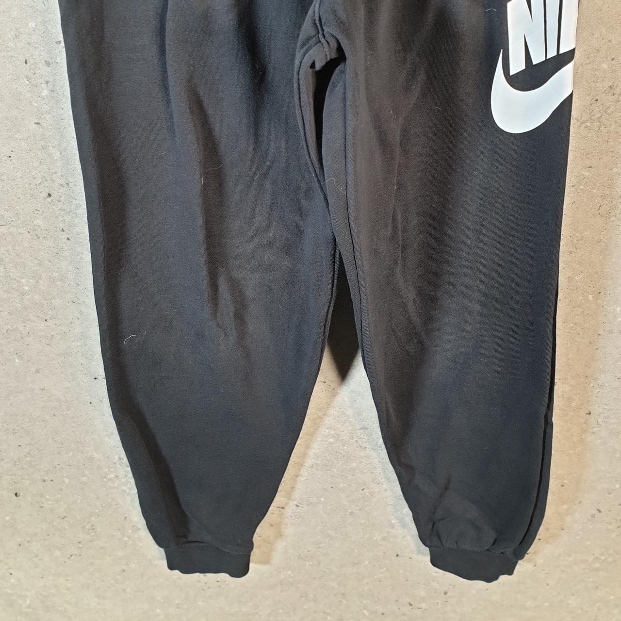 Vintage Nike Club Sweatpant Joggers Womens Large Black Swoosh Sports Tracksuit Big Fish Vintage