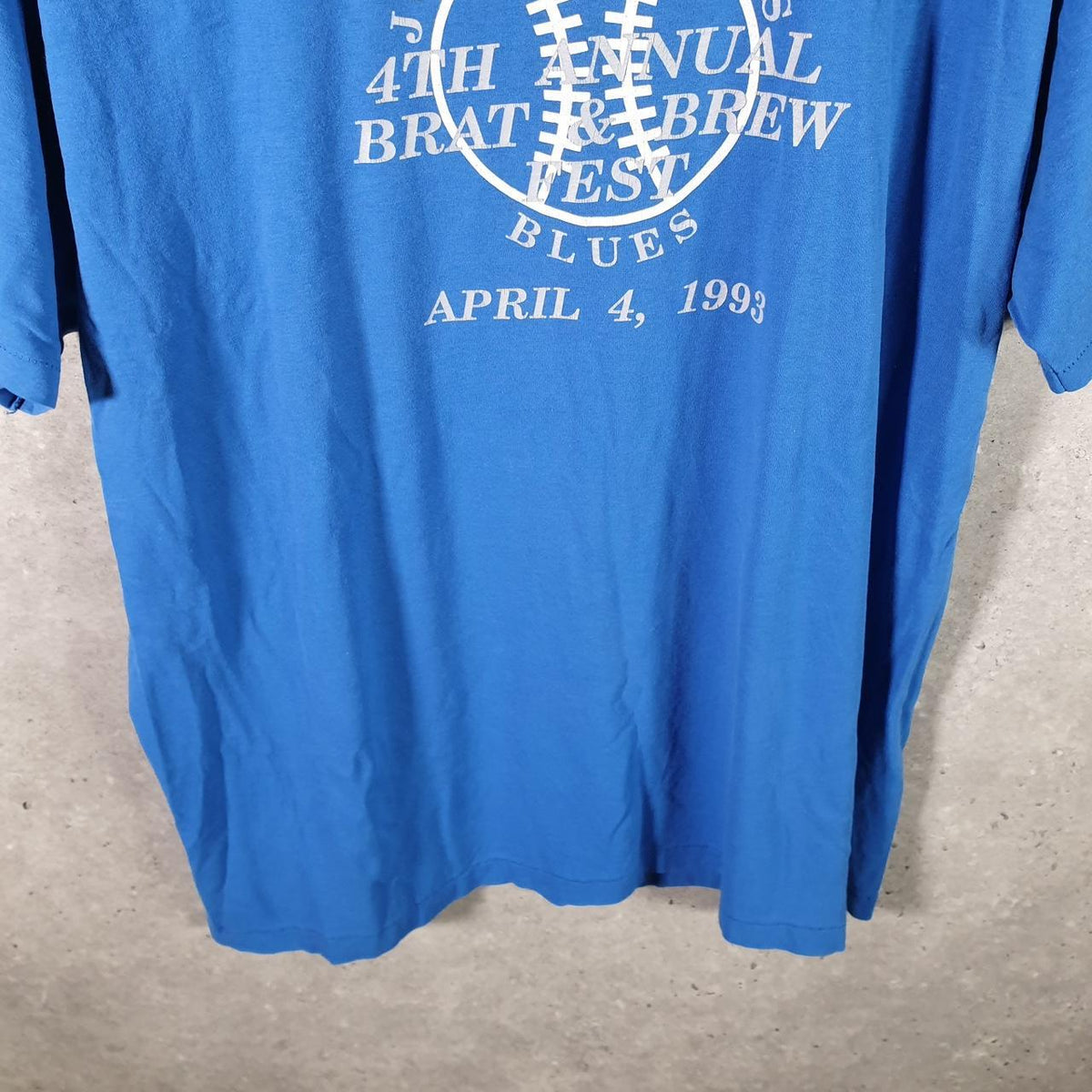 Vintage Hanes Heavyweight 50/50 Brats & Brew 1993 USA Single Stitch T Shirt Men’s XL Blue Big Fish Vintage