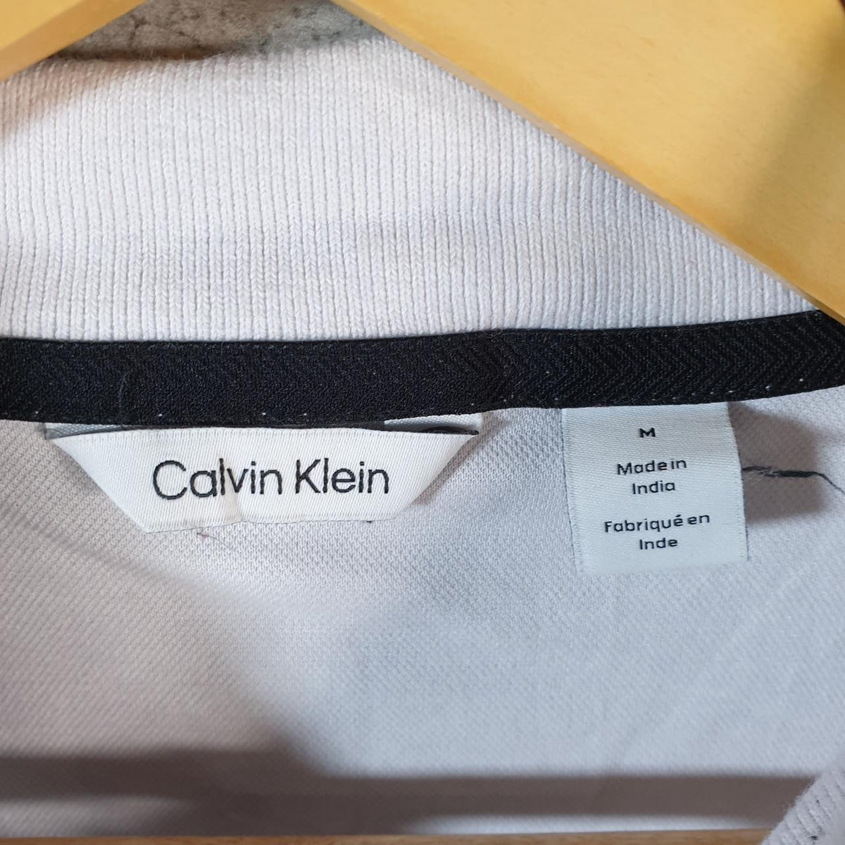 Vintage Calvin Klein Spellout Polo Shirt Men’s Medium White Casual Sports