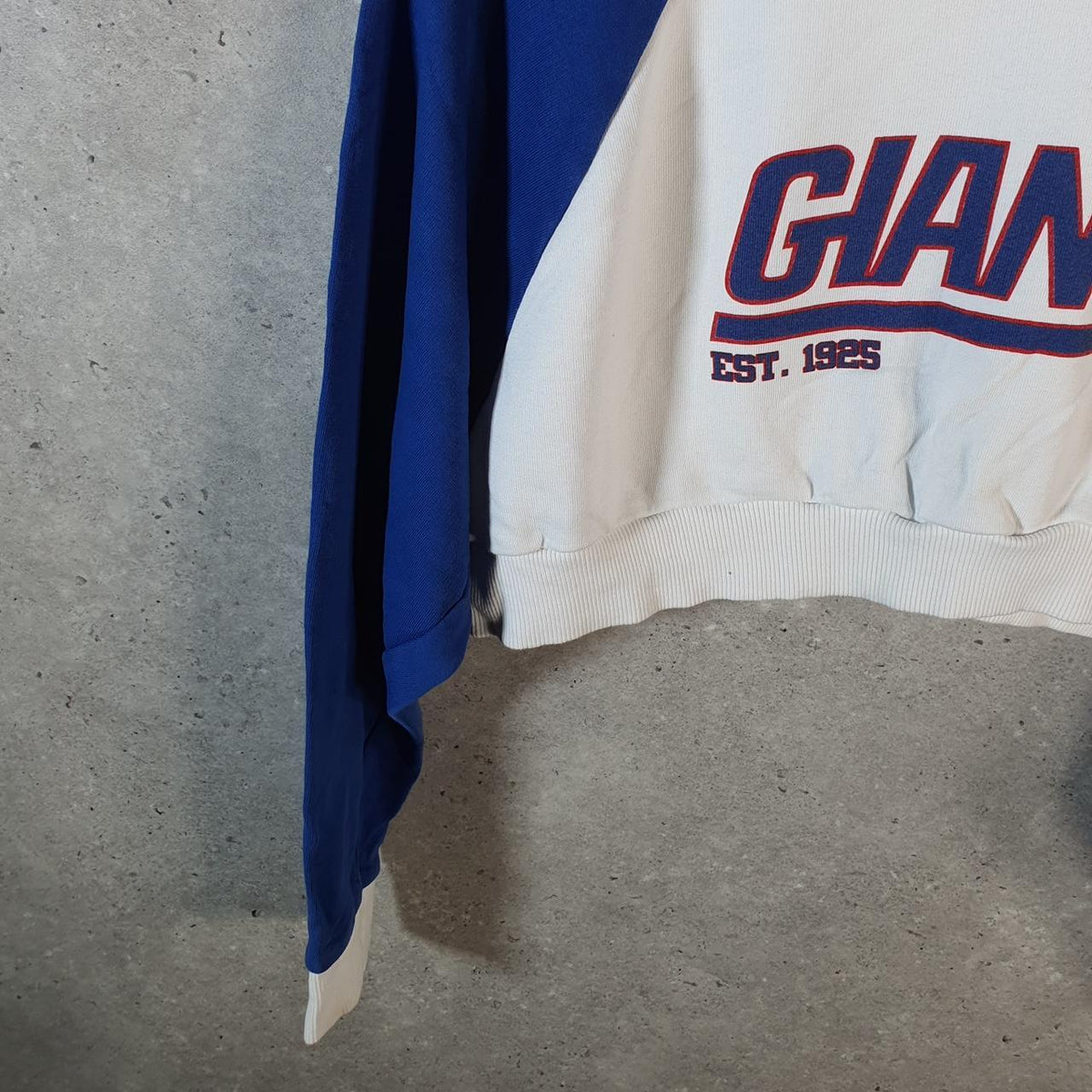 Vintage NFL New York Giants Cropped Sweatshirt Womens Small White USA Pro Sport