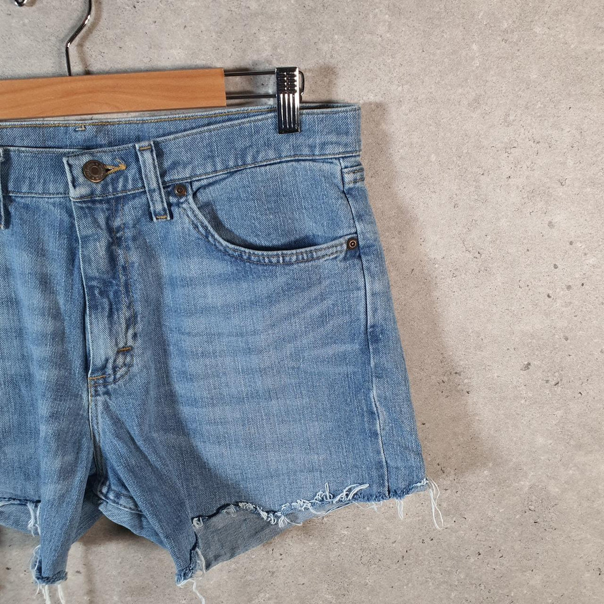 Vintage Wrangler Cut Short Baggy Shorts Jorts Cargo Womens W32 Blue Relaxed Denim A4541