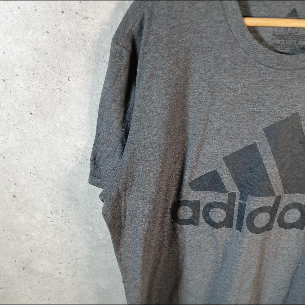 Vintage Adidas Go To Performance T Shirt Men’s XL Grey Three Stripes Logo Athletic