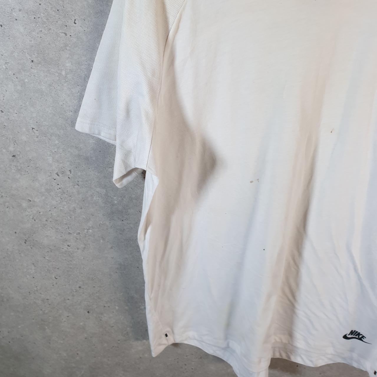 Vintage Nike Club Spellout T Shirt Men’s Large White Swoosh Logo