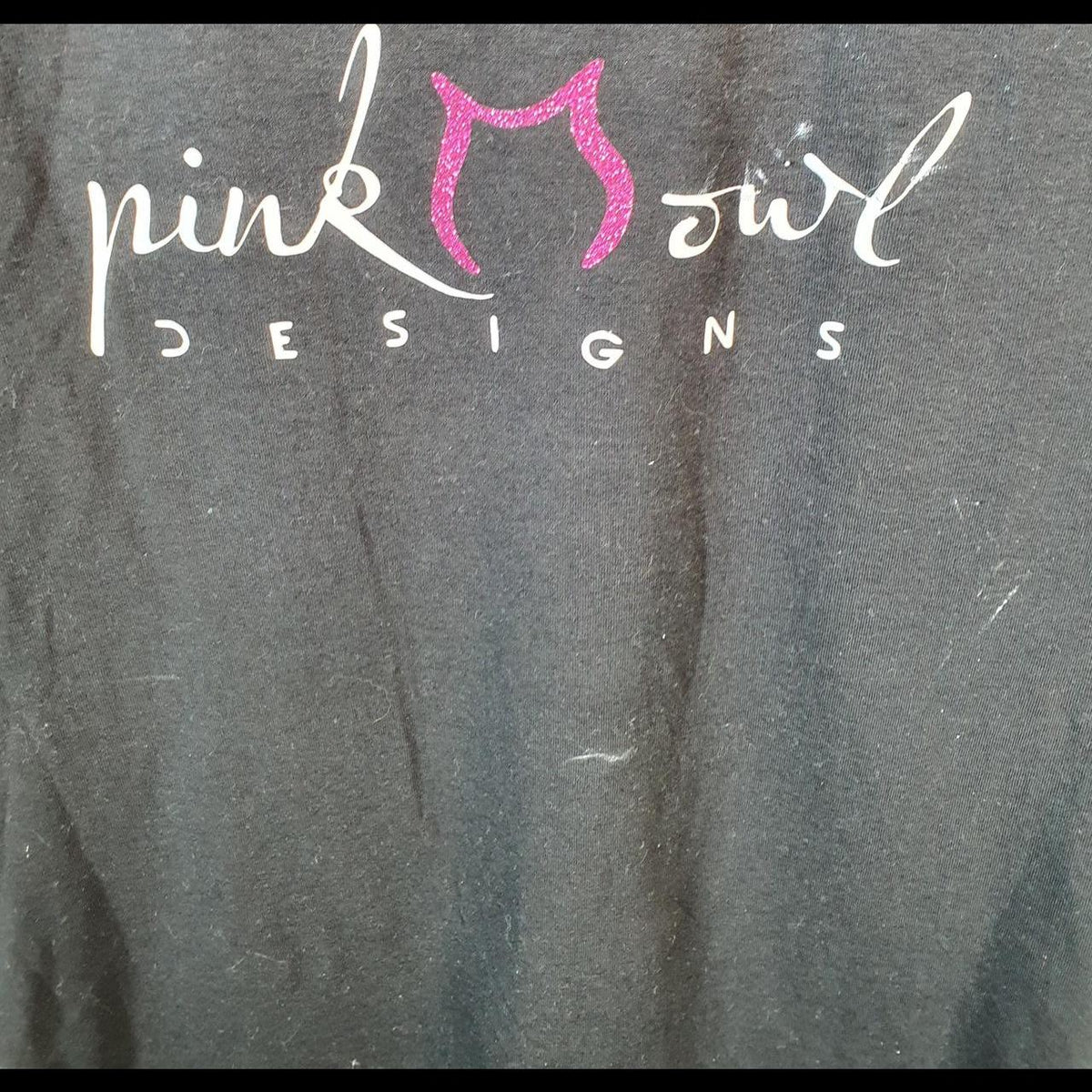 Vintage Hanes Pink Owl Designs 90s USA Single Stitch T Shirt Men’s Small Black C9397