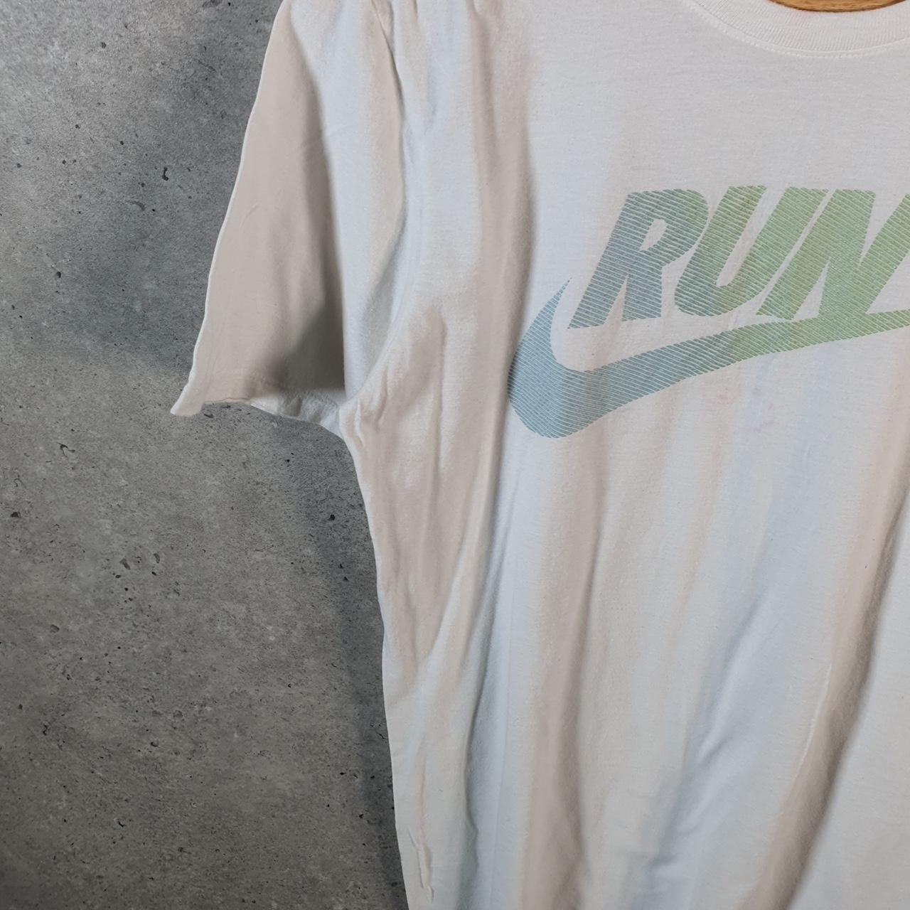 Vintage Nike Run Spellout T Shirt Shirt Men’s Small White Logo Swoosh Athletic