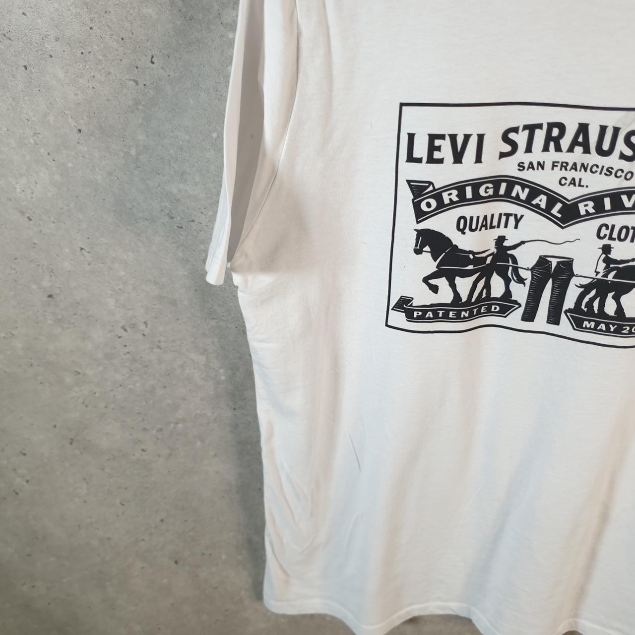 Vintage Levis Spellout T Shirt Mens Large White Logo Athletic Slim Fit