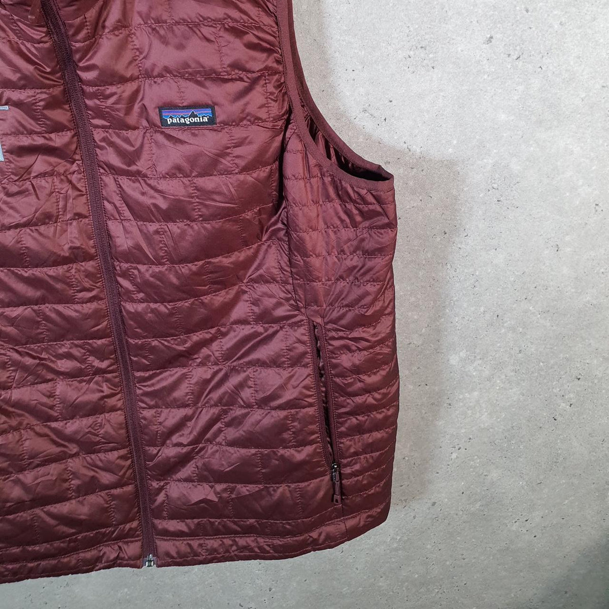 Vintage Patagonia Nano Puffer Gilet Vest Jacket Womens 2XL Burgundy Red Full Zip Lightweight Big Fish Vintage