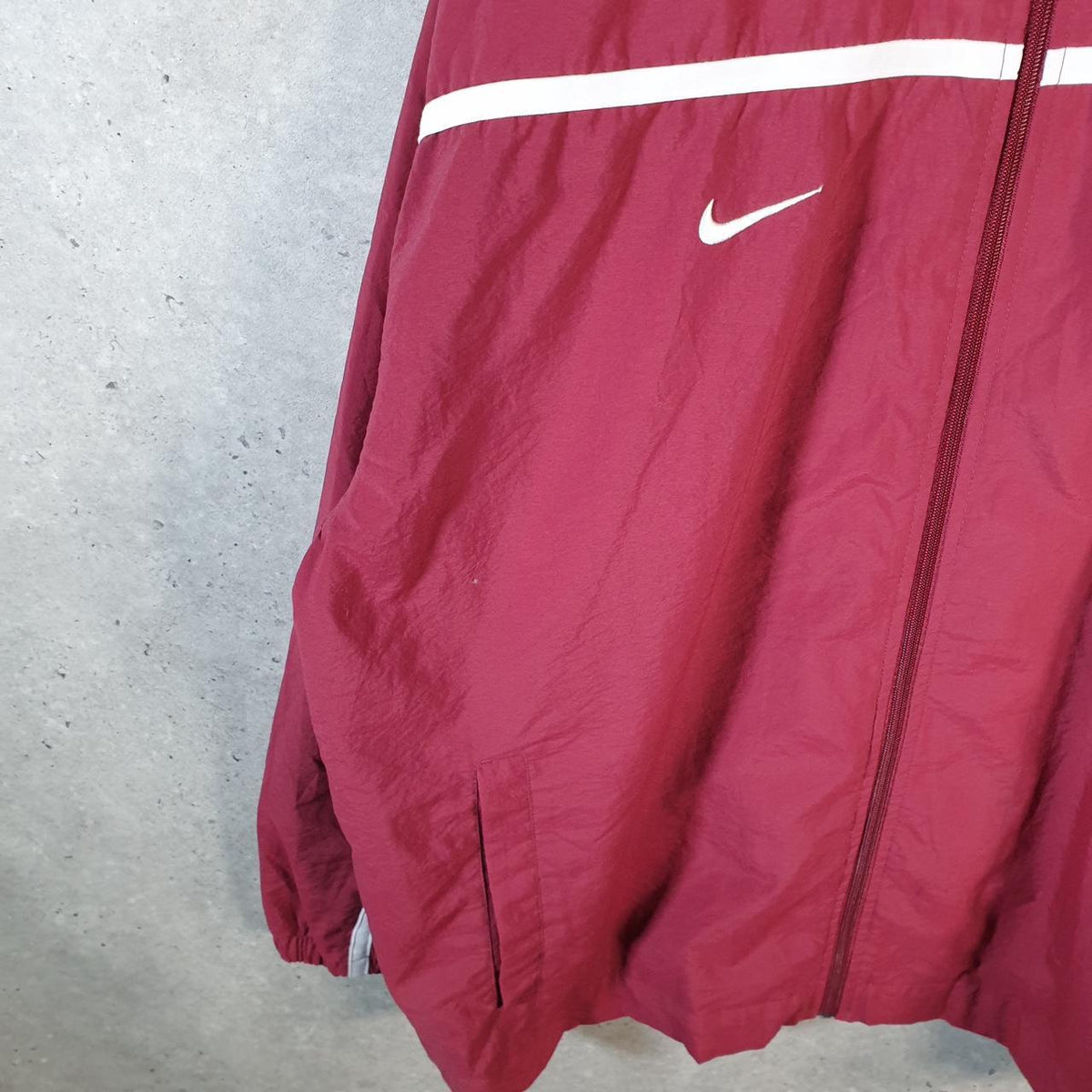 Vintage Nike Team Windbreaker Track Jacket Mens XL Burgundy Red USA Swoosh Full Zip
