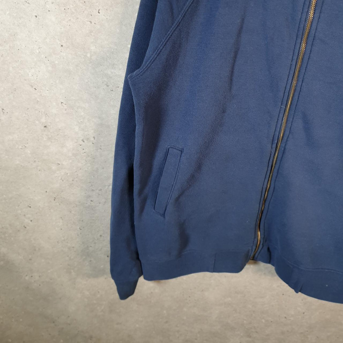 Vintage Carhartt Sweatshirt Mens Medium Navy Blue Full Zip Blank USA Original Fit