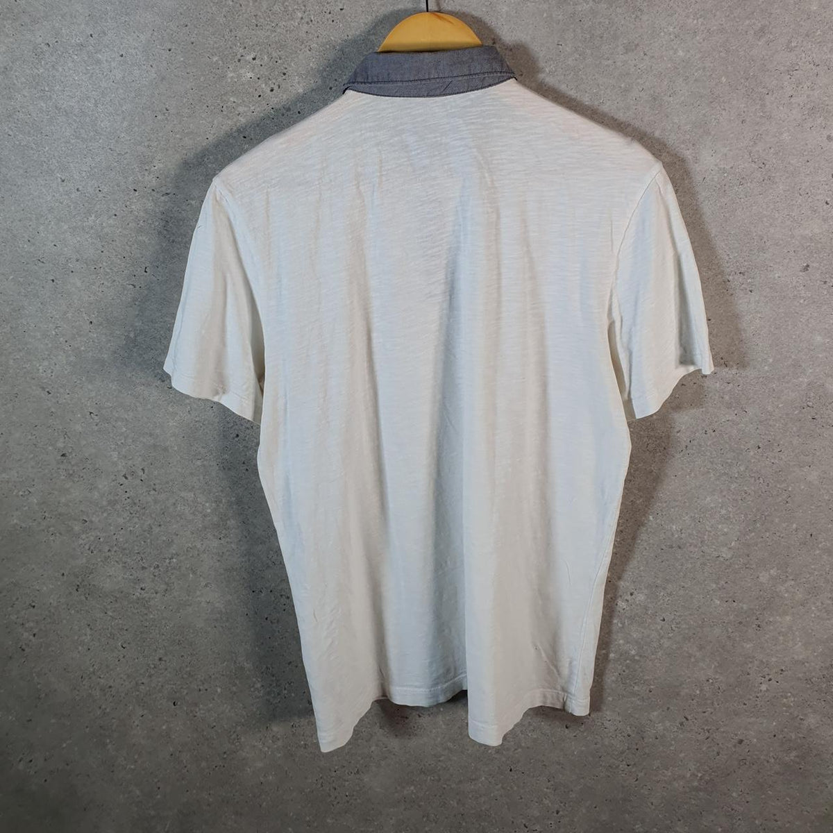 Vintage Calvin Klein Polo Shirt Men’s Medium White Body Fit Printed Logo