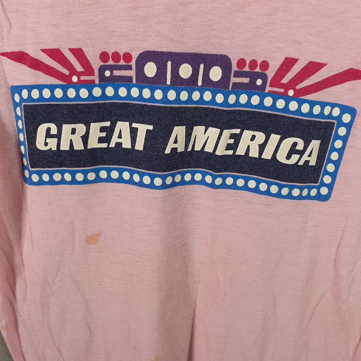 Vintage Ched Anvil Great America 90s USA Single Stitch T Shirt Men’s Small Pink