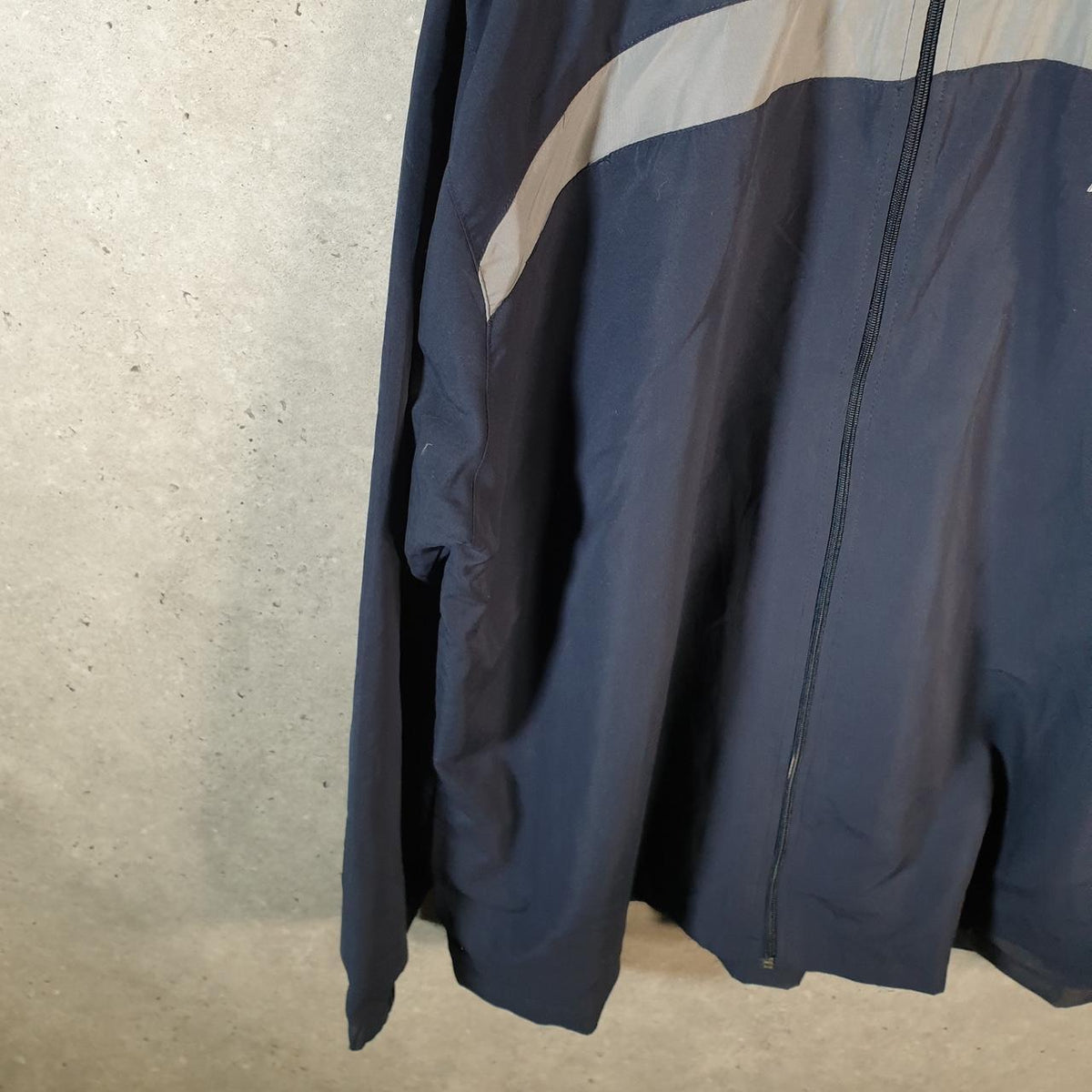 Vintage Russell Athletic Windbreaker Track Jacket Mens 2XL Navy Blue Athletic Full Zip
