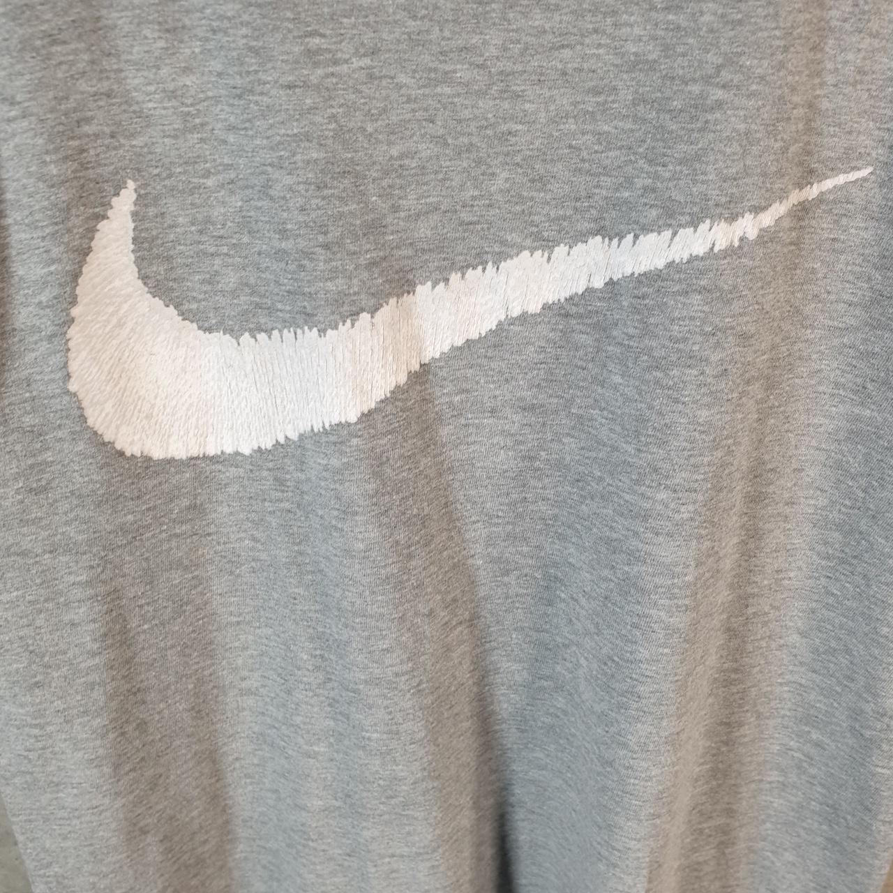 Vintage Nike T Shirt Men’s Small Grey Printed Single Swoosh Logo Athletic C8270
