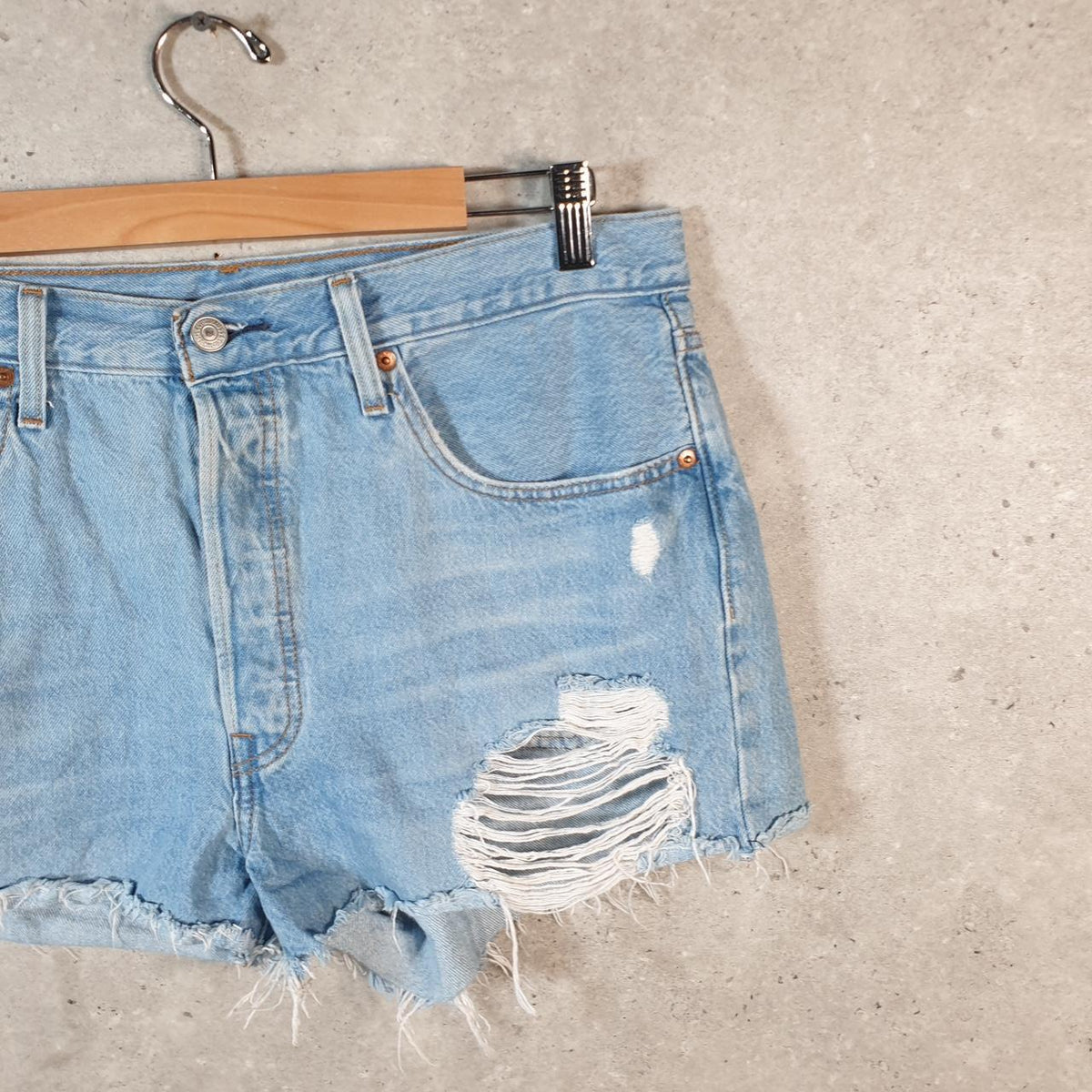 Vintage Levi’s 501 Cut Off Baggy Shorts Jorts Cargo Womens W32 Blue Relaxed Denim