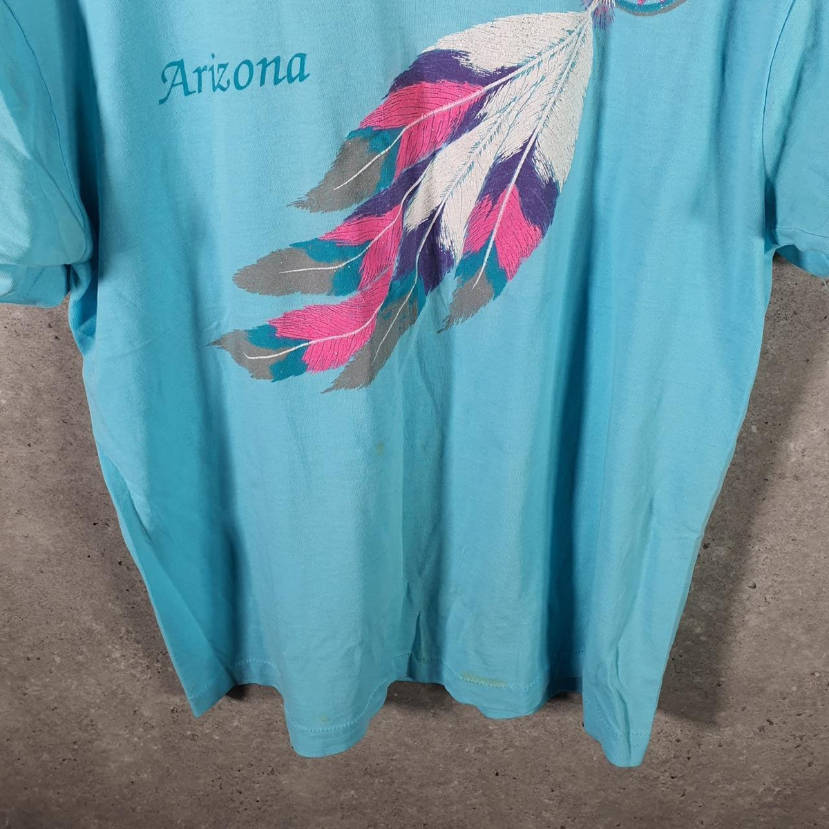 Vintage Fruit of the Loom Best Arizona Feather Single Stitch T Shirt Men’s Large Blue Big Fish Vintage