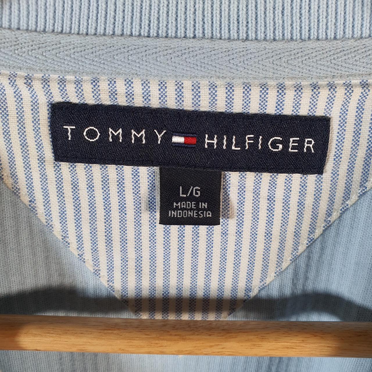 Vintage Tommy Hilfiger T Shirt Men’s Large Blue Striped Classic Fit Embroidered Logo