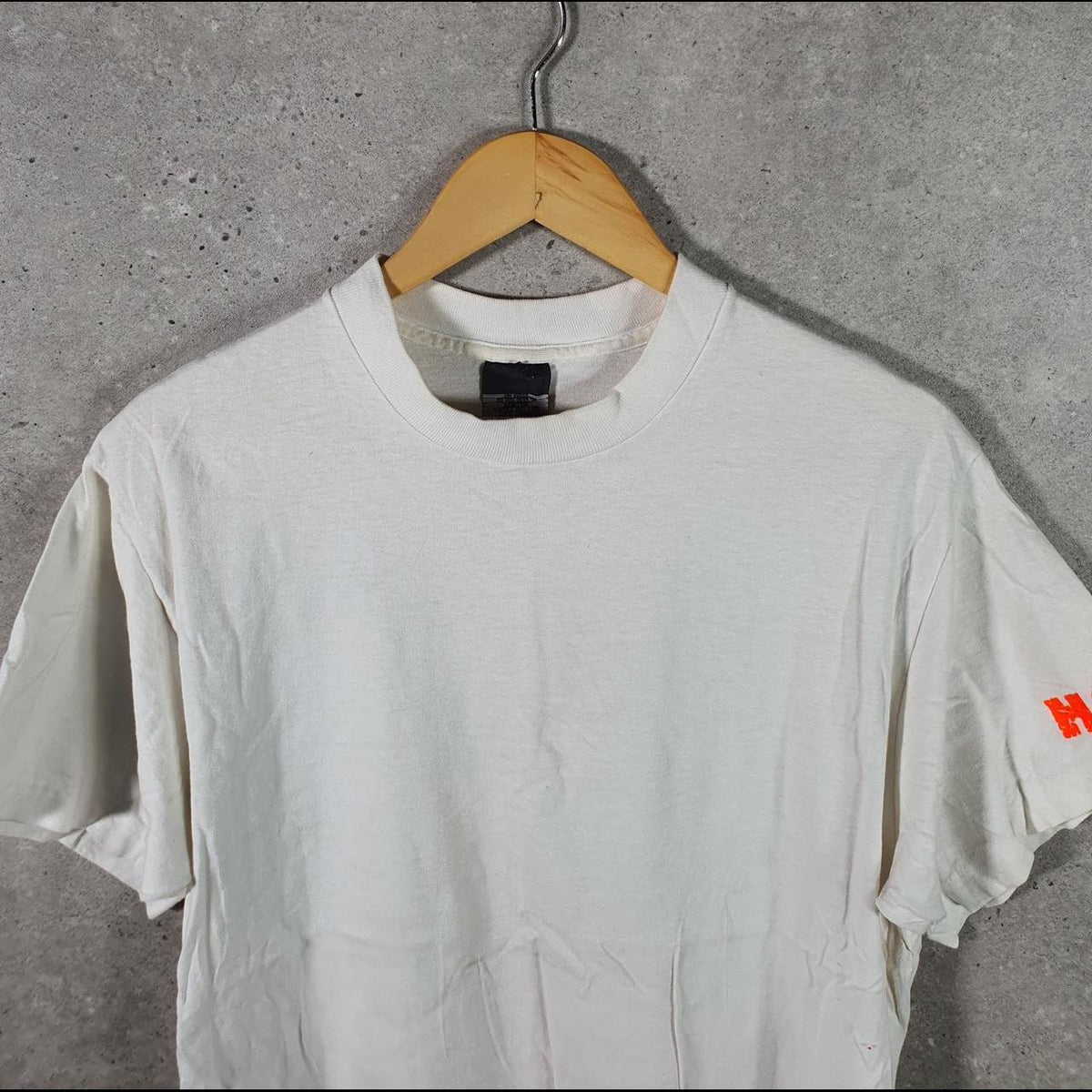 Vintage Hobie Basketball Graphic 90s USA Single Stitch T Shirt Men’s Medium White