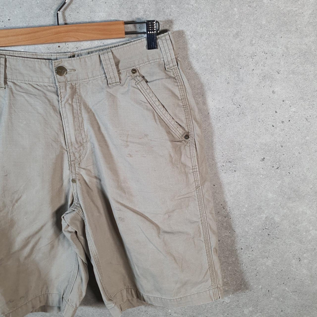 Vintage Carhartt Baggy Carpenter Shorts Jorts Cargo Men’s W33 Brown Relaxed Fit Workwear A4859