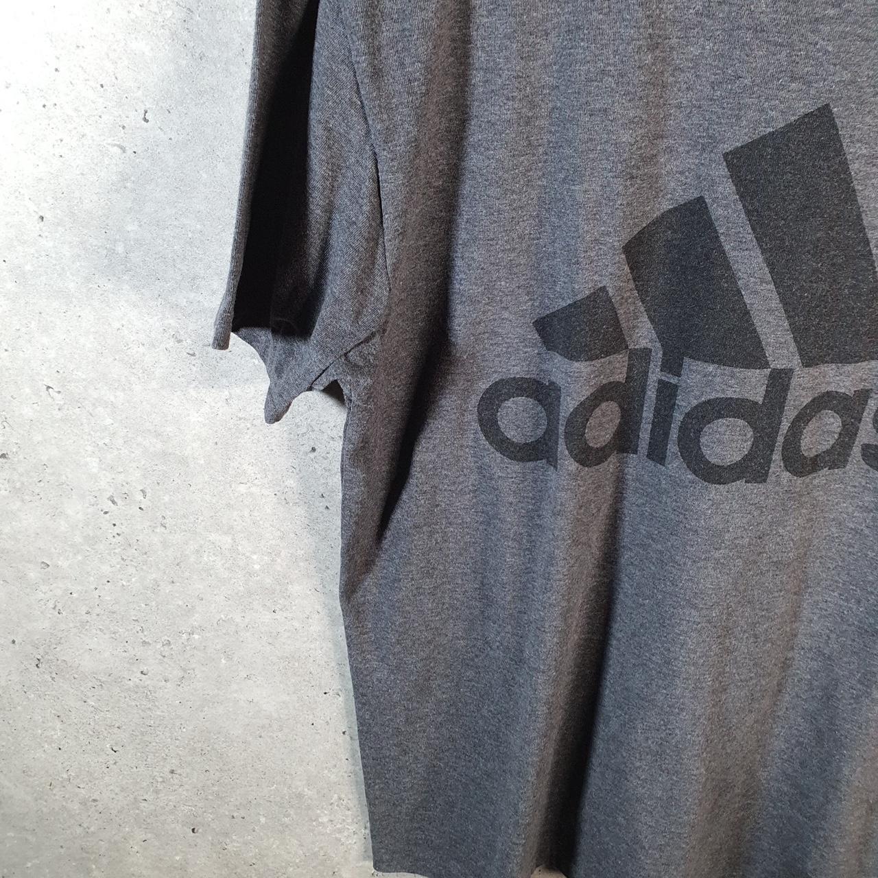 Vintage Adidas Golf T Shirt Men’s Medium Grey Three Stripes Logo Athletic