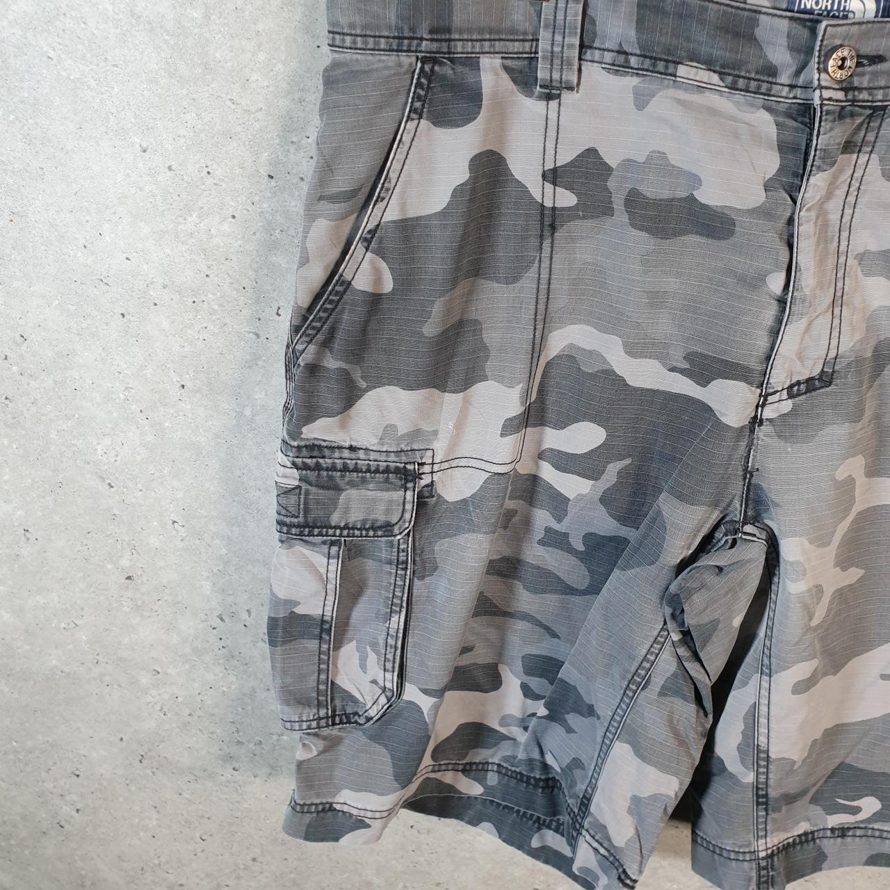Vintage The North Face TNF Shorts Jorts Chino Cargo Men’s W40 Grey Camouflage Baggy Cotton