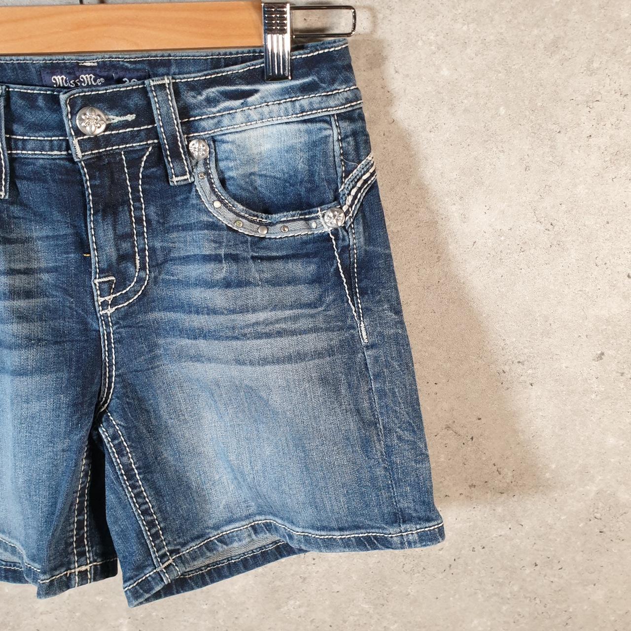 Vintage Miss Me Baggy Y2K Hip Hop Jeans Shorts Jorts Womens W26 Blue Denim Low Rise