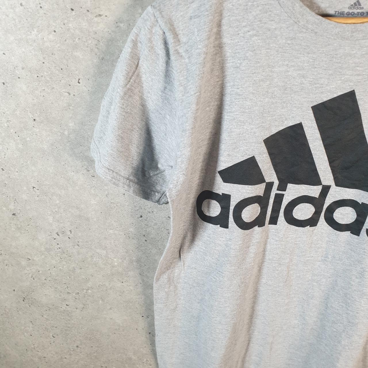 Vintage Adidas Go To Tee T Shirt Men’s Medium Grey Three Stripes Logo Athletic
