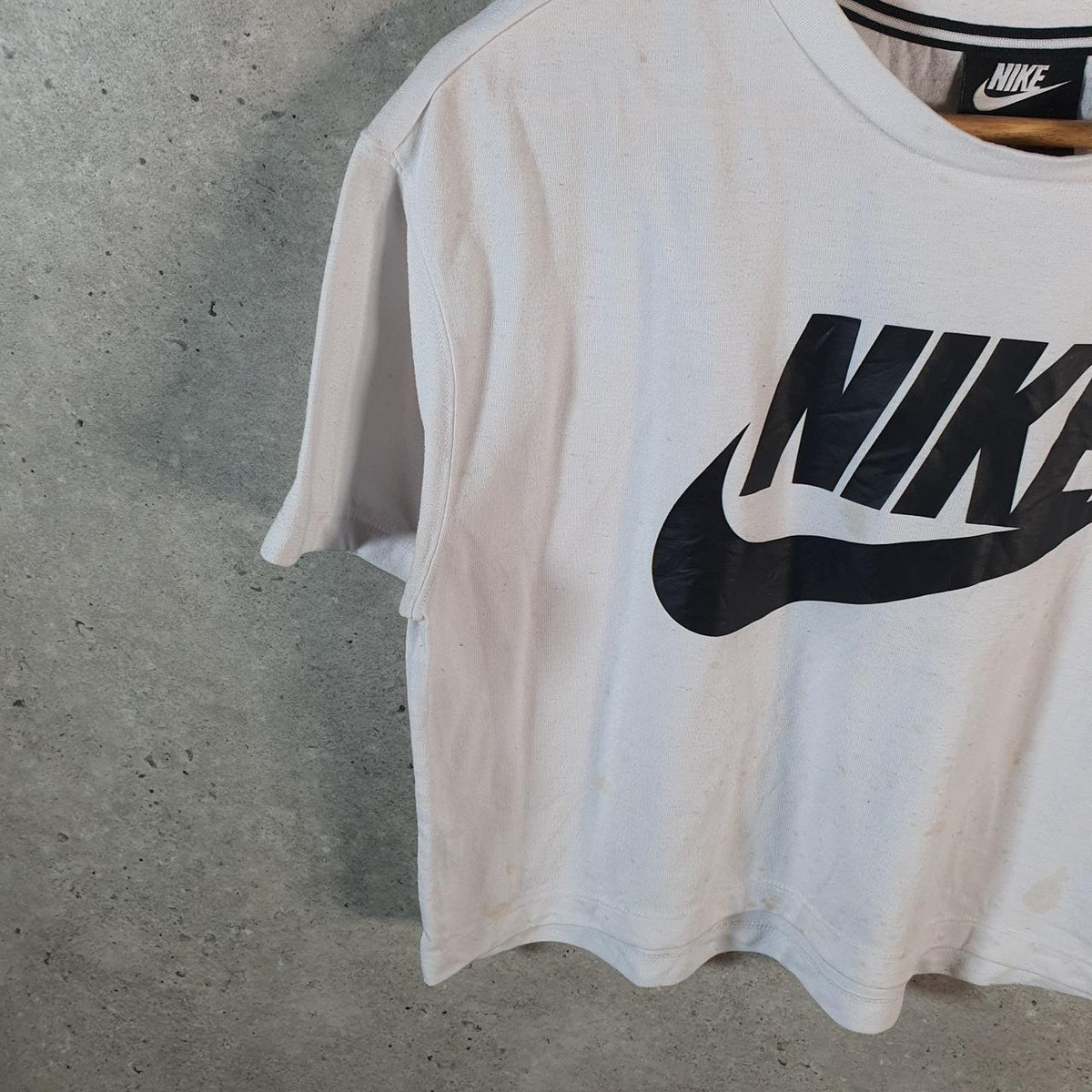 Vintage Nike Cropped T Shirt Womens Medium White Logo Swoosh Athletic