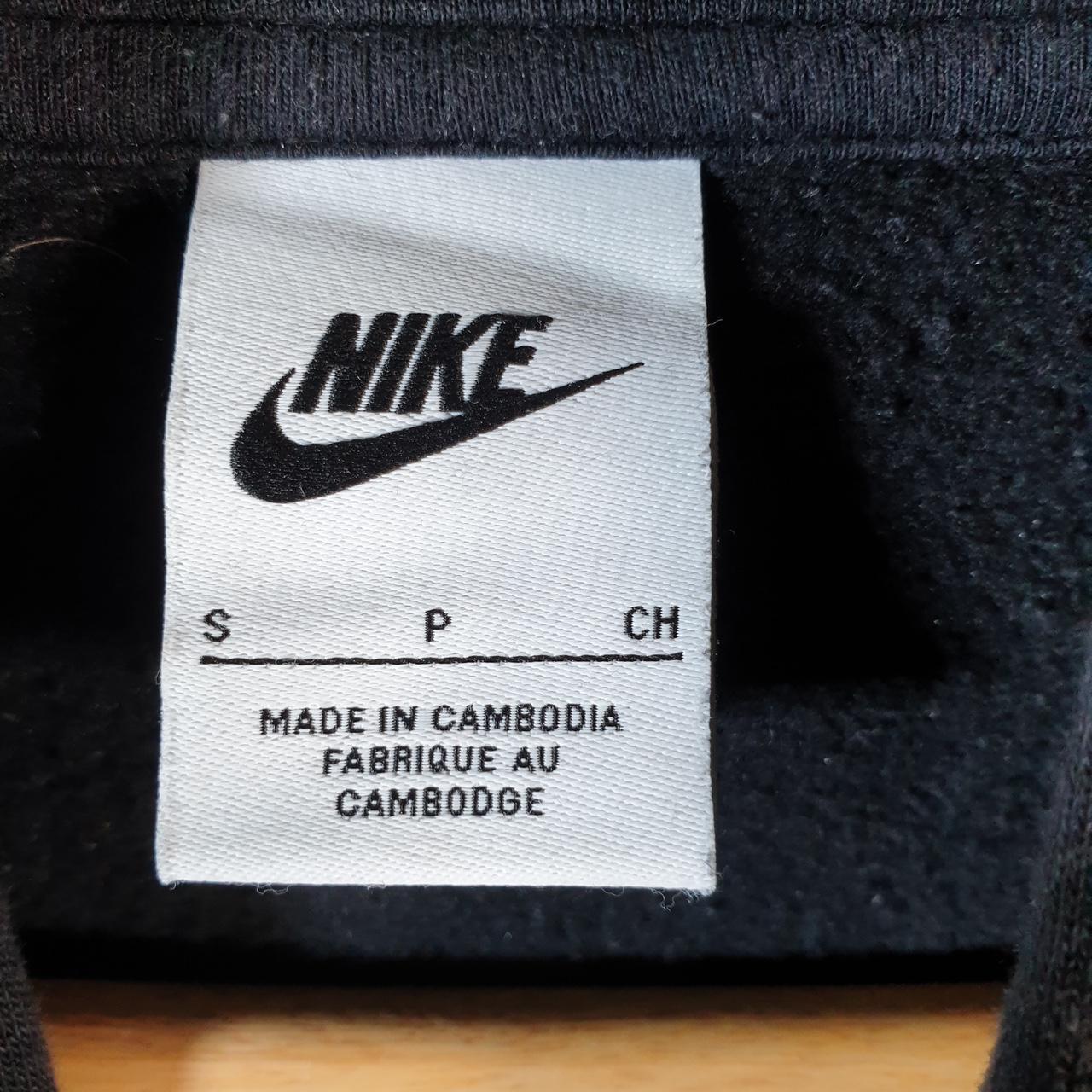 Vintage Nike Club Hoodie Men’s Small Black Centre Swoosh Y2K Pullover Sweatshirt Logo