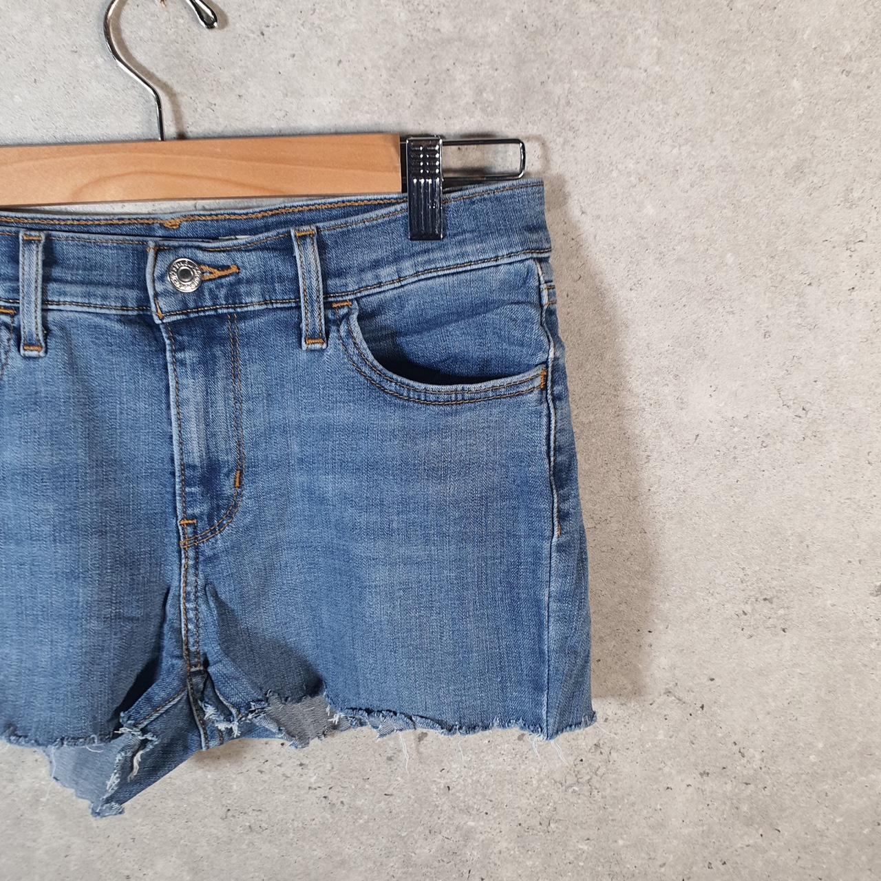 Vintage Levi’s 710 Cut Off Skinny Shorts Jorts Cargo Womens W29 Blue Relaxed Denim