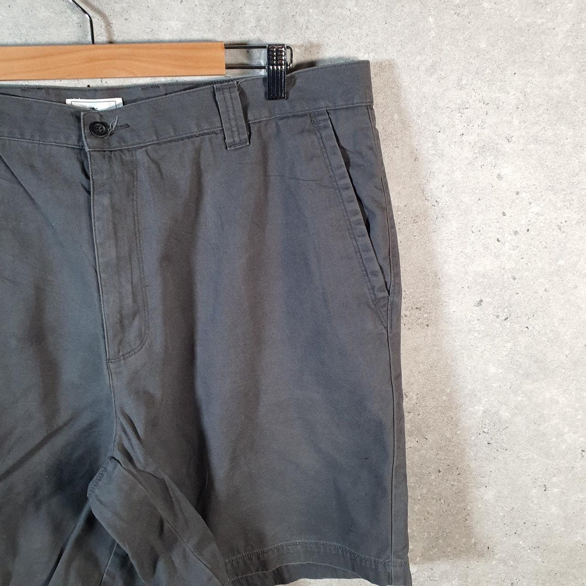 Vintage Dockers Chino Shorts Jorts Cargo Men’s W40 Grey Baggy Cotton A4423