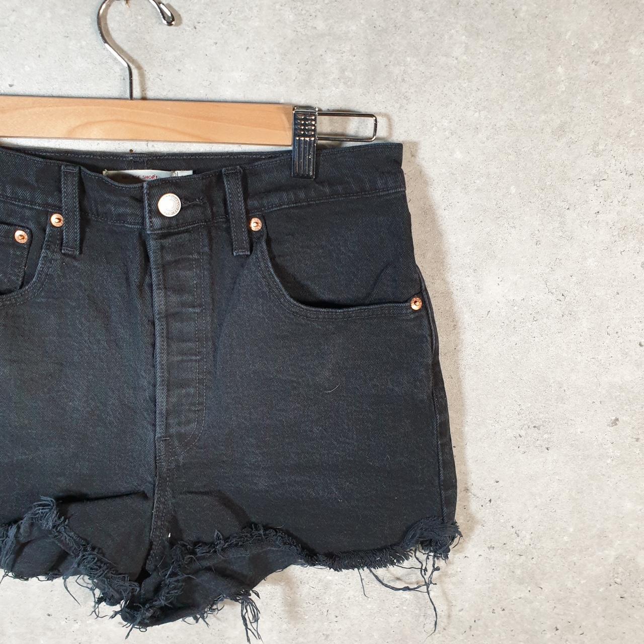 Vintage Levi’s Baggy Shorts Jorts Cargo Womens W30 Black Relaxed Denim